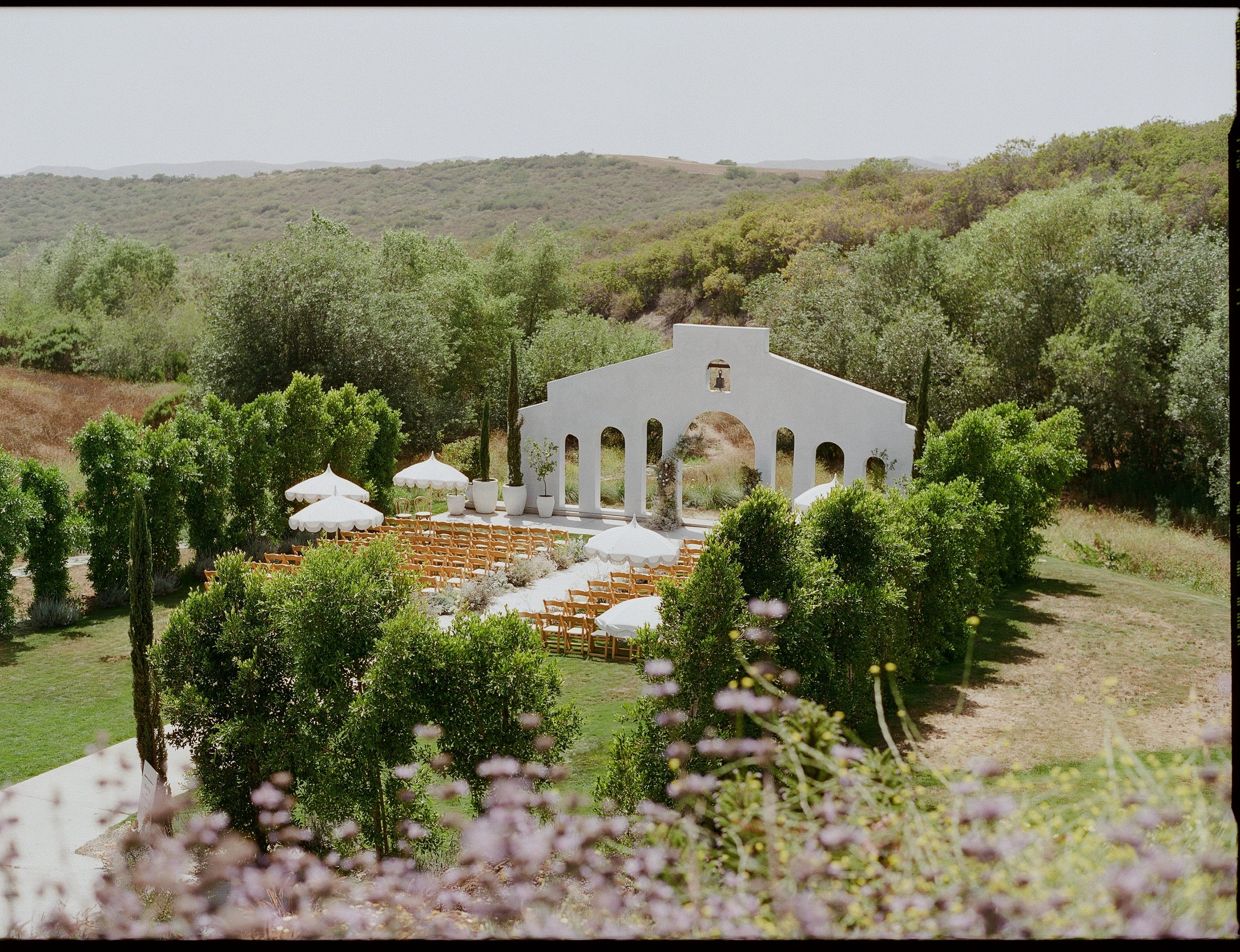 Jeune-perche-wedding-photographer-san-diego-fallbrook-california-documentary-luxury-editorial-elevated-fashion-whimsical-timeless-candid-film-analog-high-end-effortless-wedding-photos-078.jpg