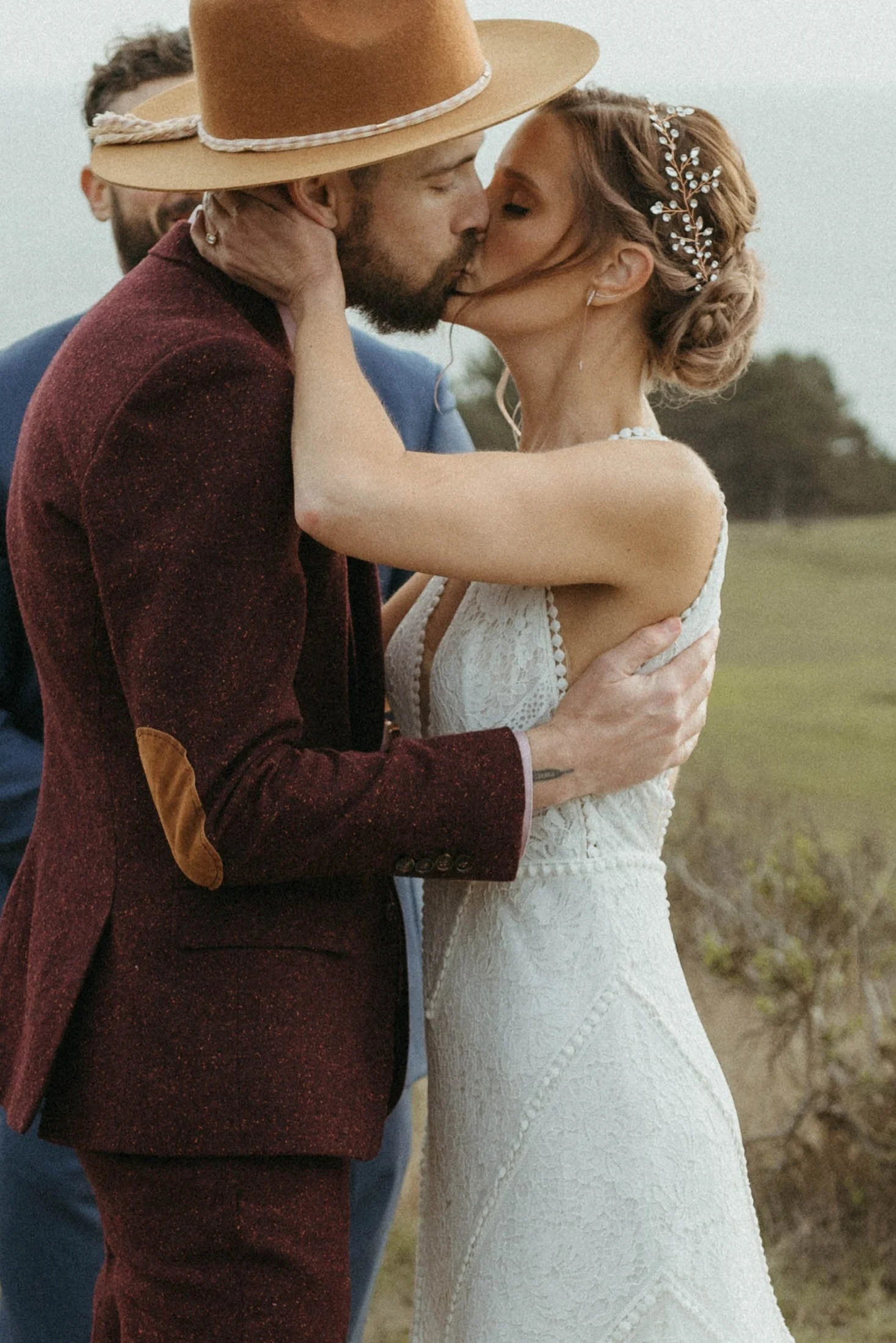 cuffeys-cove-ranch-wedding-photographer-mendocino-california-coastal-ranch-northern-california-san-francisco-bay-area-big-sur-wedding-photographer-barn-rustic-editorial-laidback-candid-documentary-081.jpg
