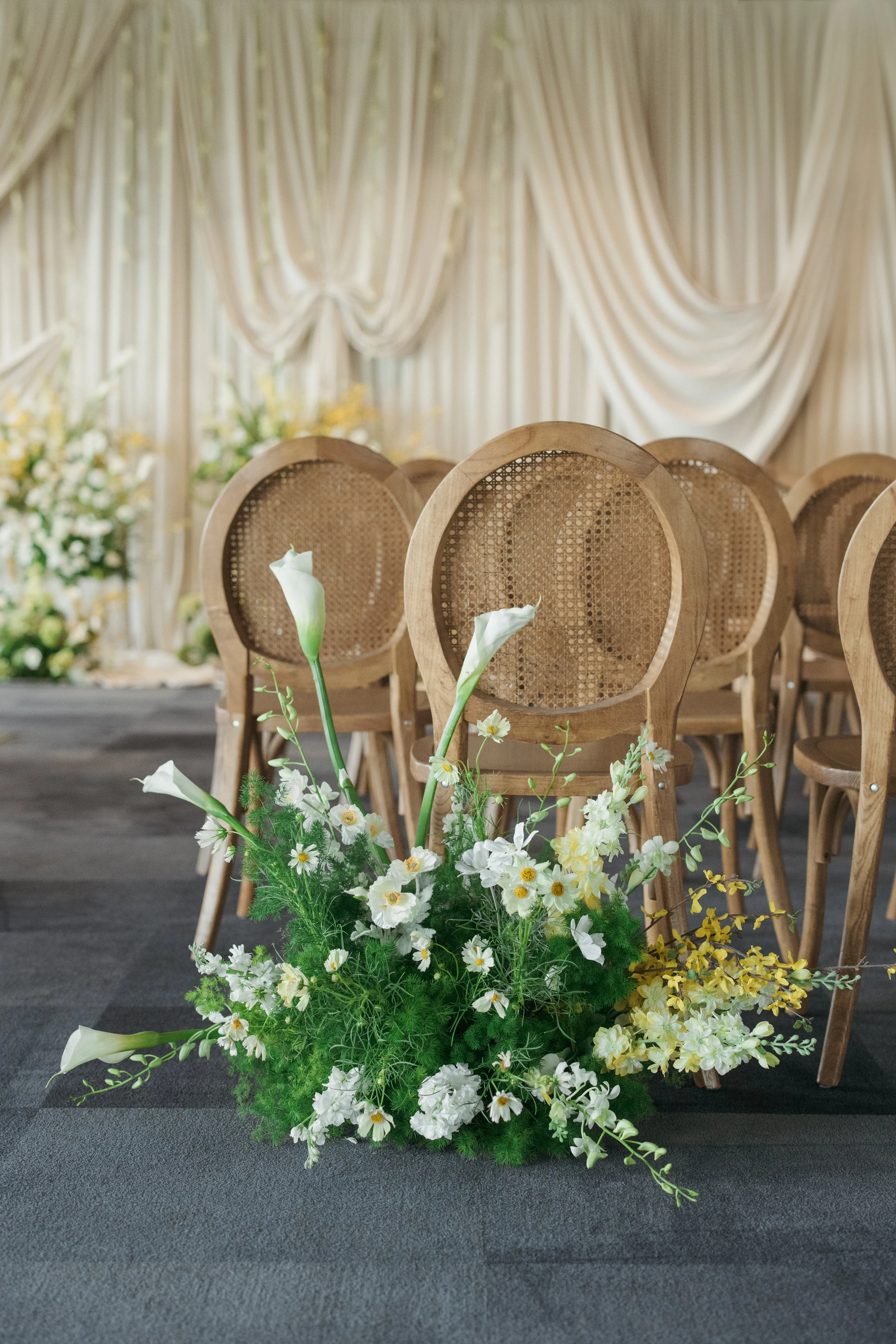 High fashion wedding at The Loren Hotel Austin Texas — K Laine Co, Remi and Gold florals, editorial photography by Lauren Nicole Photo