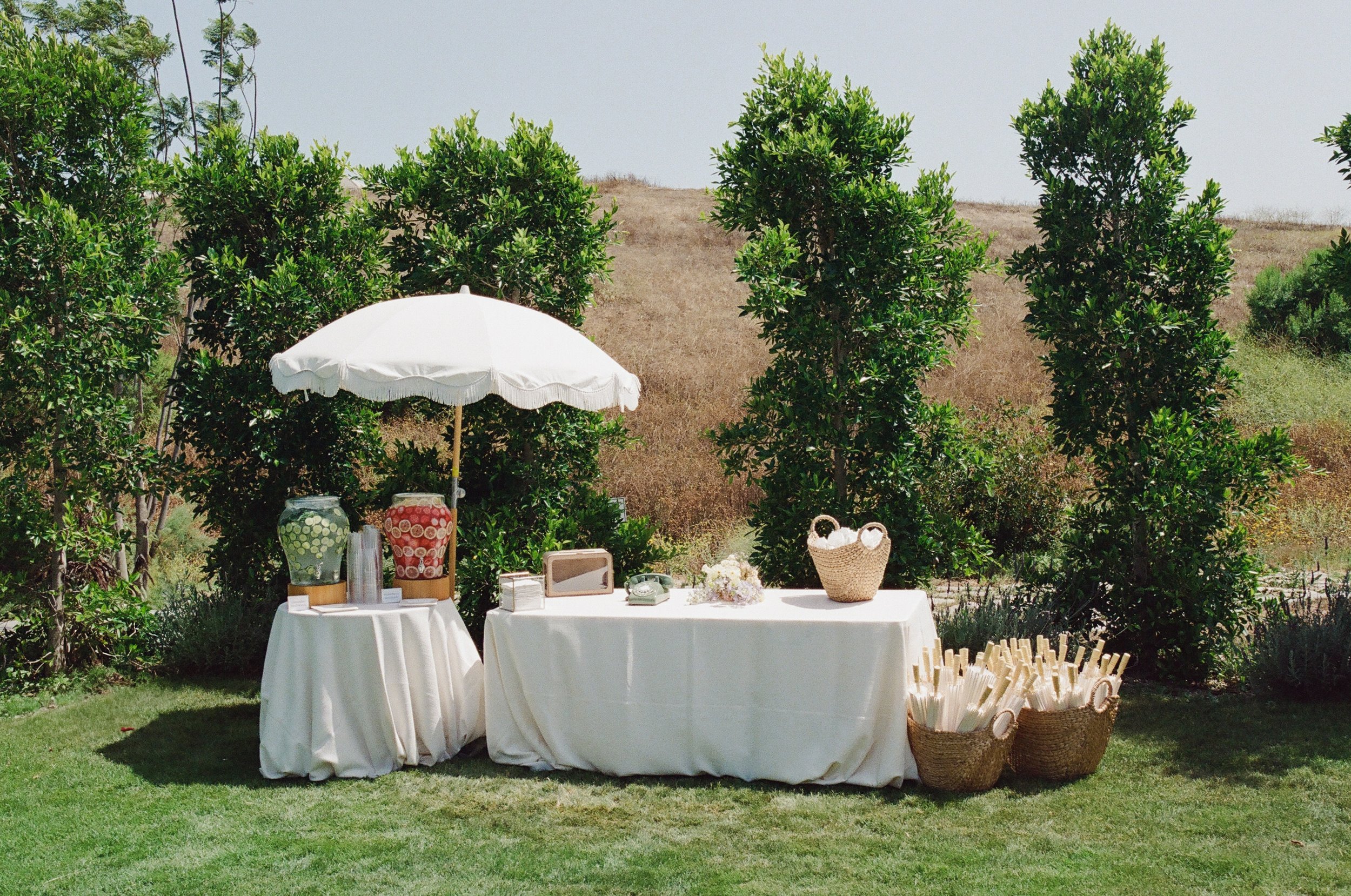 Jeune-perche-wedding-photographer-san-diego-fallbrook-california-documentary-luxury-editorial-elevated-fashion-whimsical-timeless-candid-film-analog-high-end-effortless-wedding-photos-094.jpg