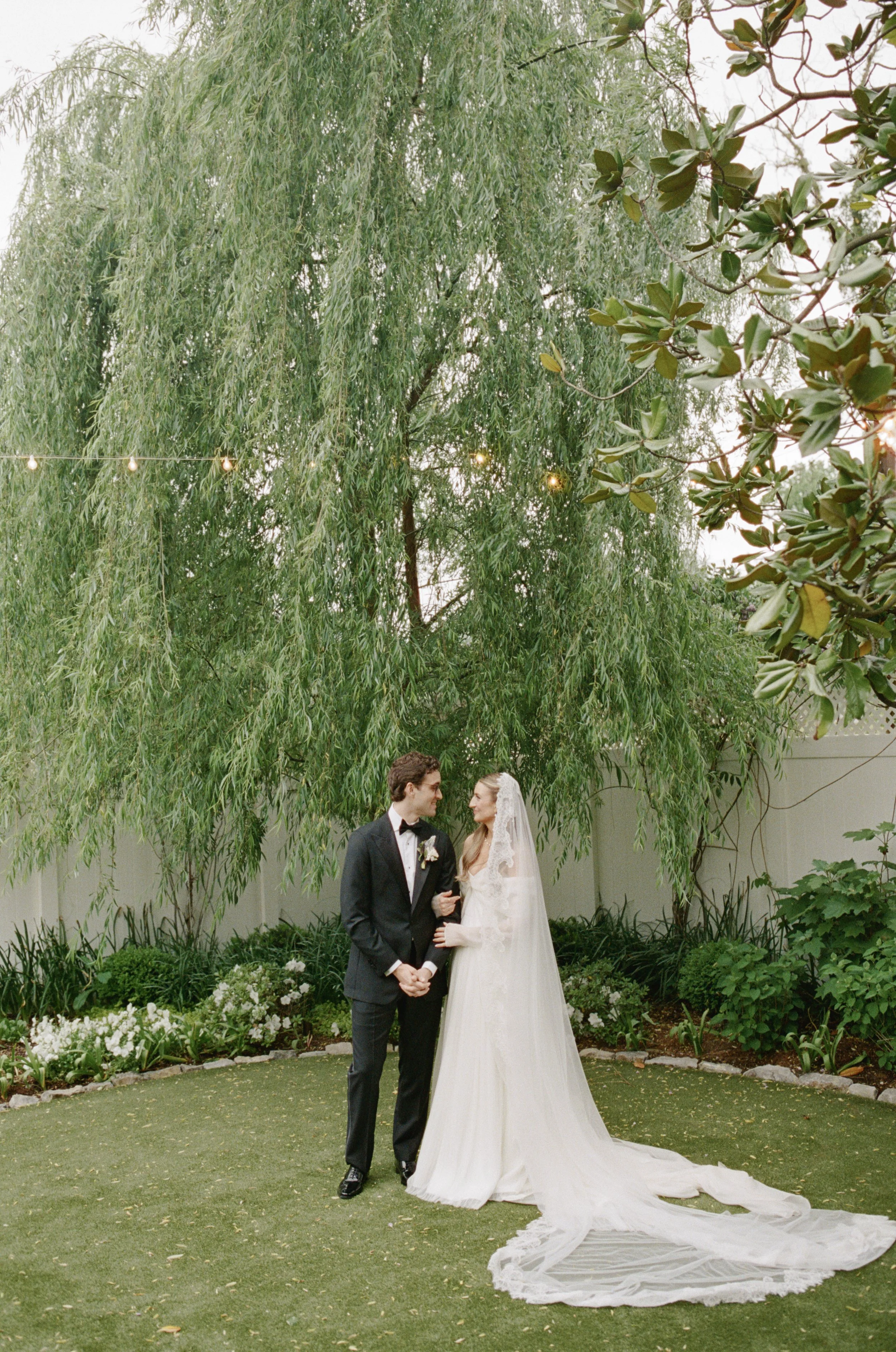 CJs-Off-The-Square-Franklin-Tennessee-Wedding-Photographer-Garden-Party-Whimsical-Romantic-Vintage-Pastel-Editorial-Timeless-Film-Analog-Candid-Documentary-Photos-146.jpg