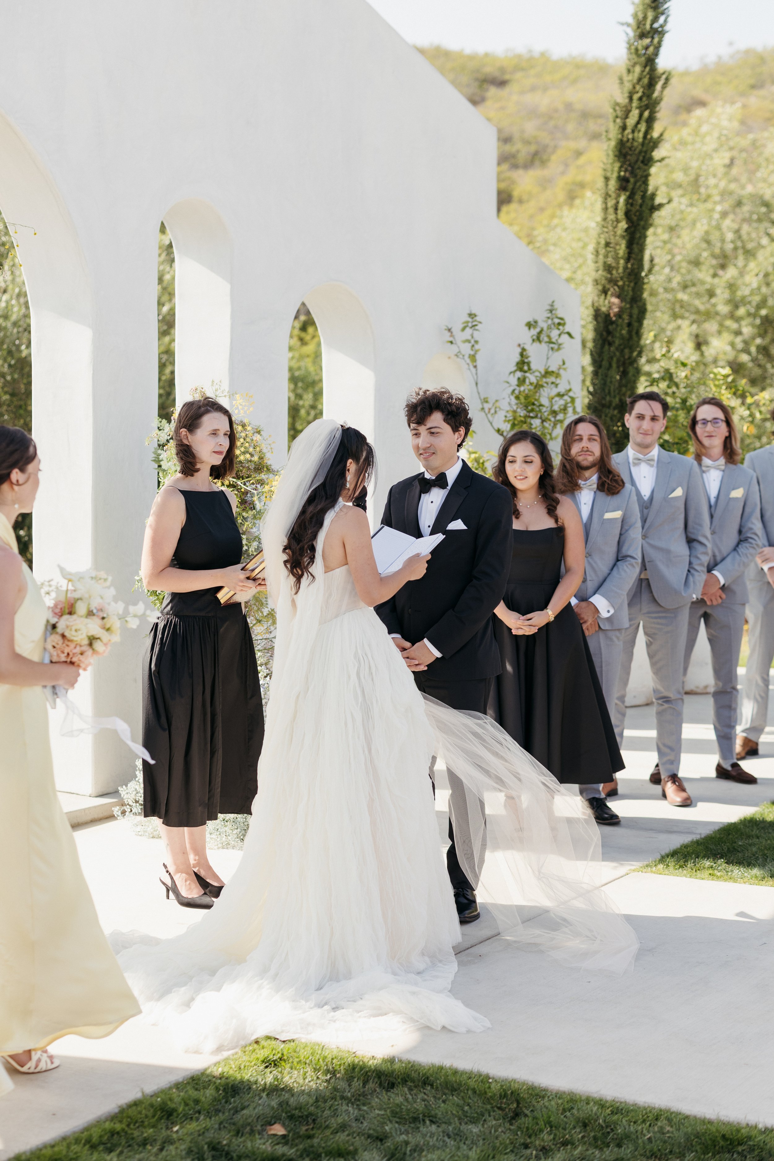 Jeune-perche-wedding-photographer-san-diego-fallbrook-california-documentary-luxury-editorial-elevated-fashion-whimsical-timeless-candid-film-analog-high-end-effortless-wedding-photos-116.jpg