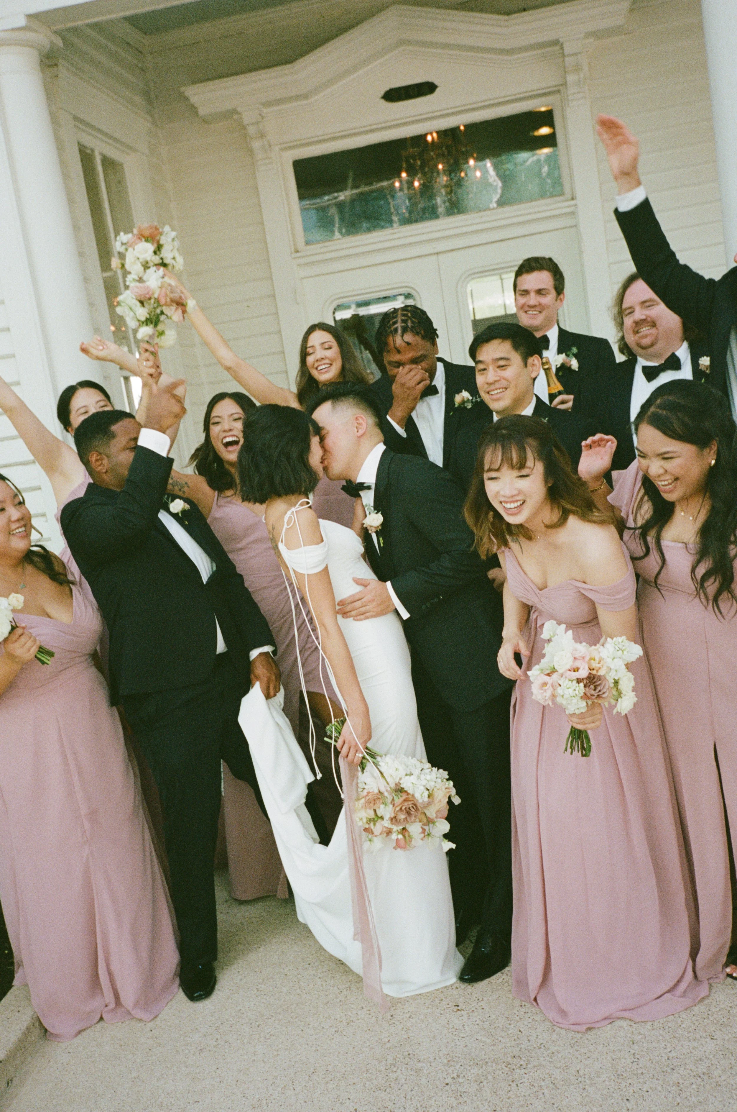 The-Allan-House-Wedding-Photographer-Luxury-High-End-Documentary-Candid-Film-Elegant-Timeless-Editorial-Asian-Vietnamese-Modern-Wedding-Pride-Prejudice-Austin-Texas-33.jpg