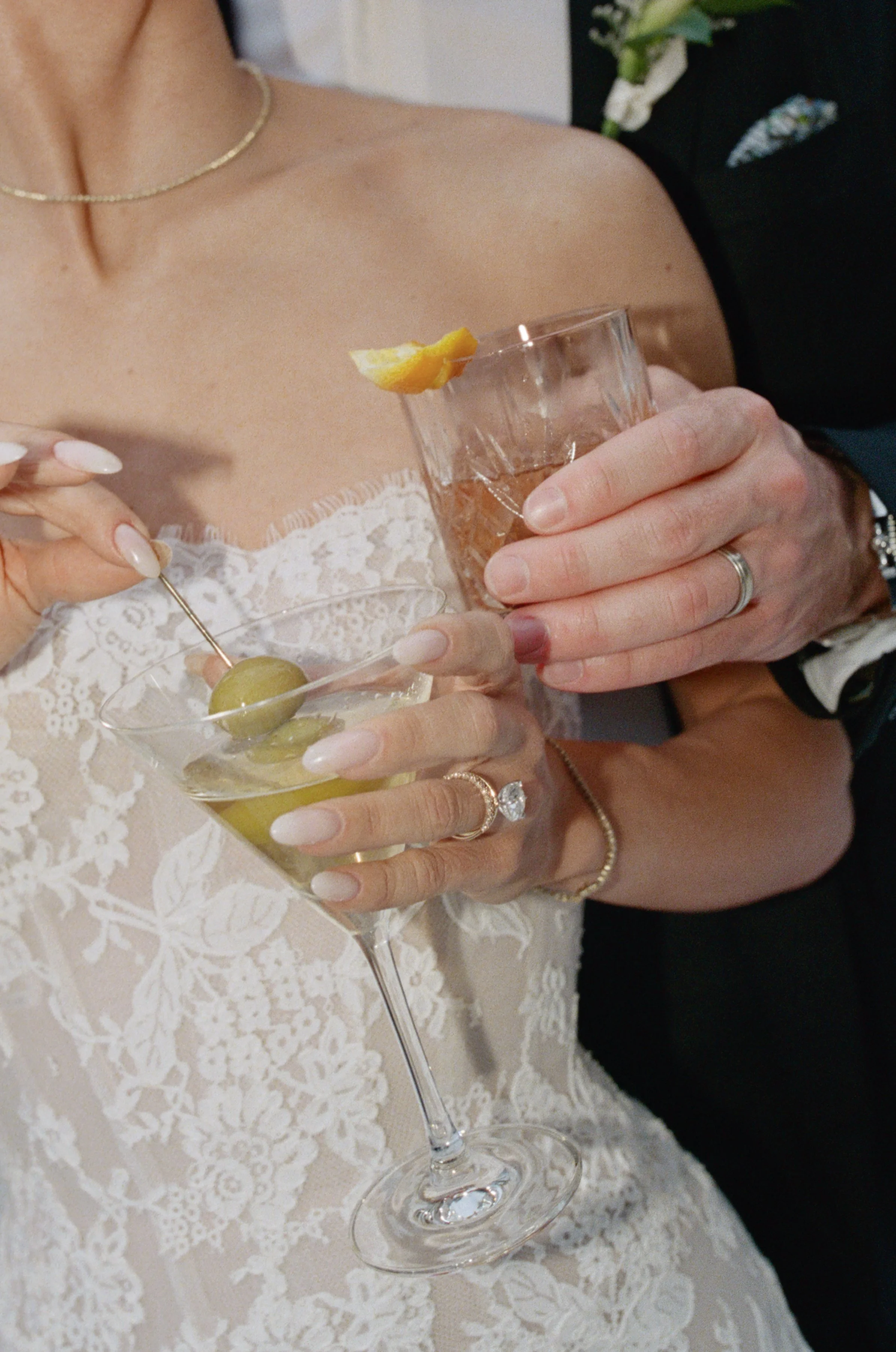 Videre-Estate-Austin-Texas-Wedding-Photographer-Dana-Harel-Design-Kentucky-Derby-Black-White-Attire-Christian-Louboutin-Minimal-Florals-Drapery-Romantic-Classy-Luxury-Editorial-Film-Candid-Documentary-068.jpg