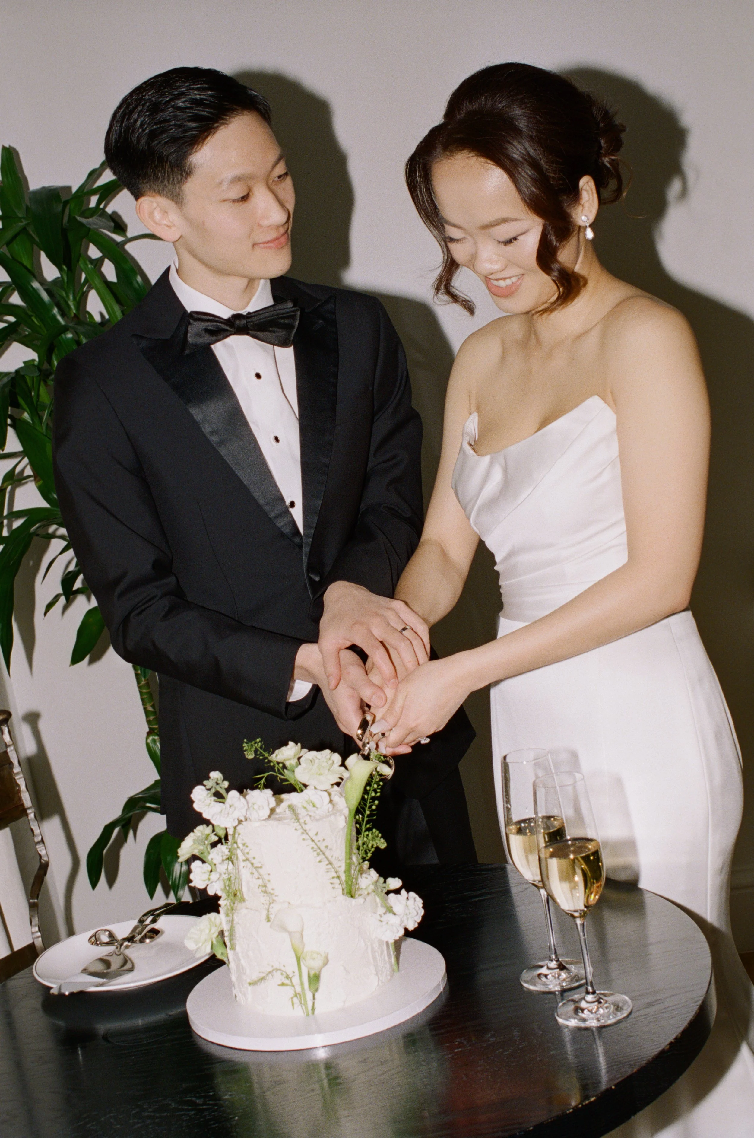 Commodore-Perry-Estate-Austin-Texas-Elopement-Photographer-Chapel-Dulcinea-Chinese-Taiwanese-Multicultural-Jimmy-Choo-Italian-Inspired-Luxury-High-End-Editorial-Hill-Country-Auberge-Resort-Hyde-Park-Film-Candid-Documentary-Photos-36.jpg