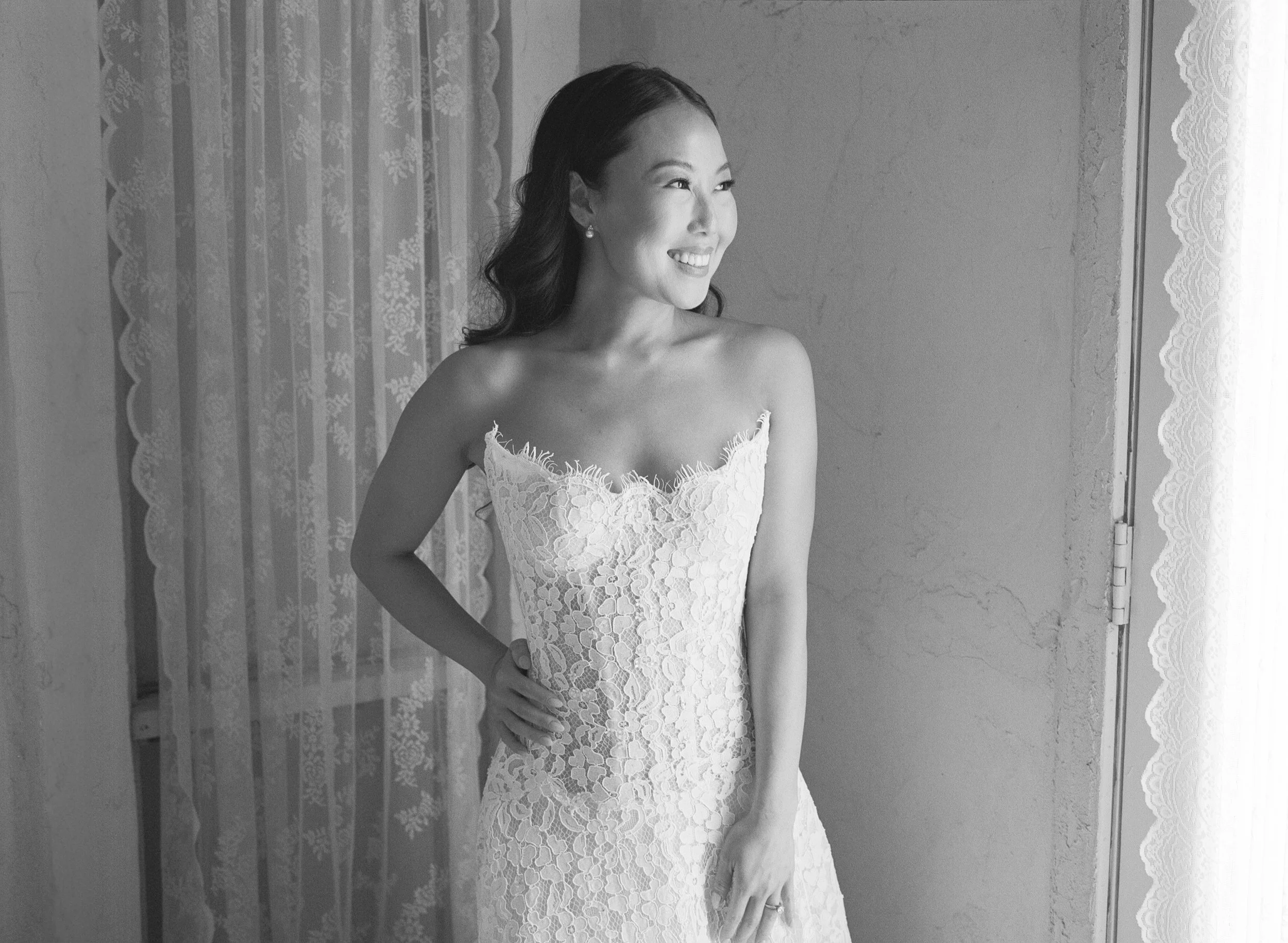 Bride in Lee Petra Grebenau gown at Villa Antonia Austin — editorial documentary wedding photography by Lauren Nicole