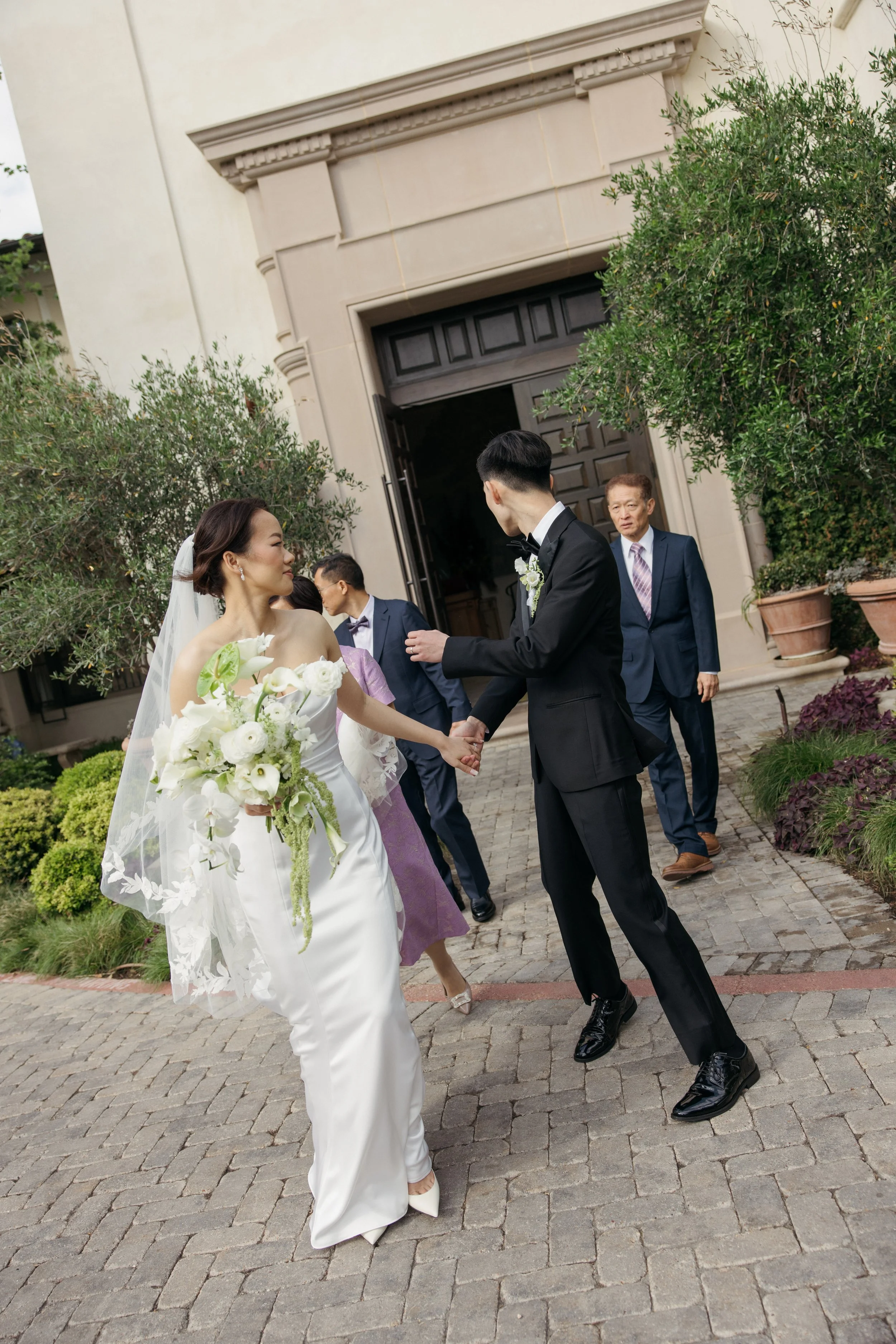 Commodore-Perry-Estate-Austin-Texas-Elopement-Photographer-Chapel-Dulcinea-Chinese-Taiwanese-Multicultural-Jimmy-Choo-Italian-Inspired-Luxury-High-End-Editorial-Hill-Country-Auberge-Resort-Hyde-Park-Film-Candid-Documentary-Photos-75.jpg