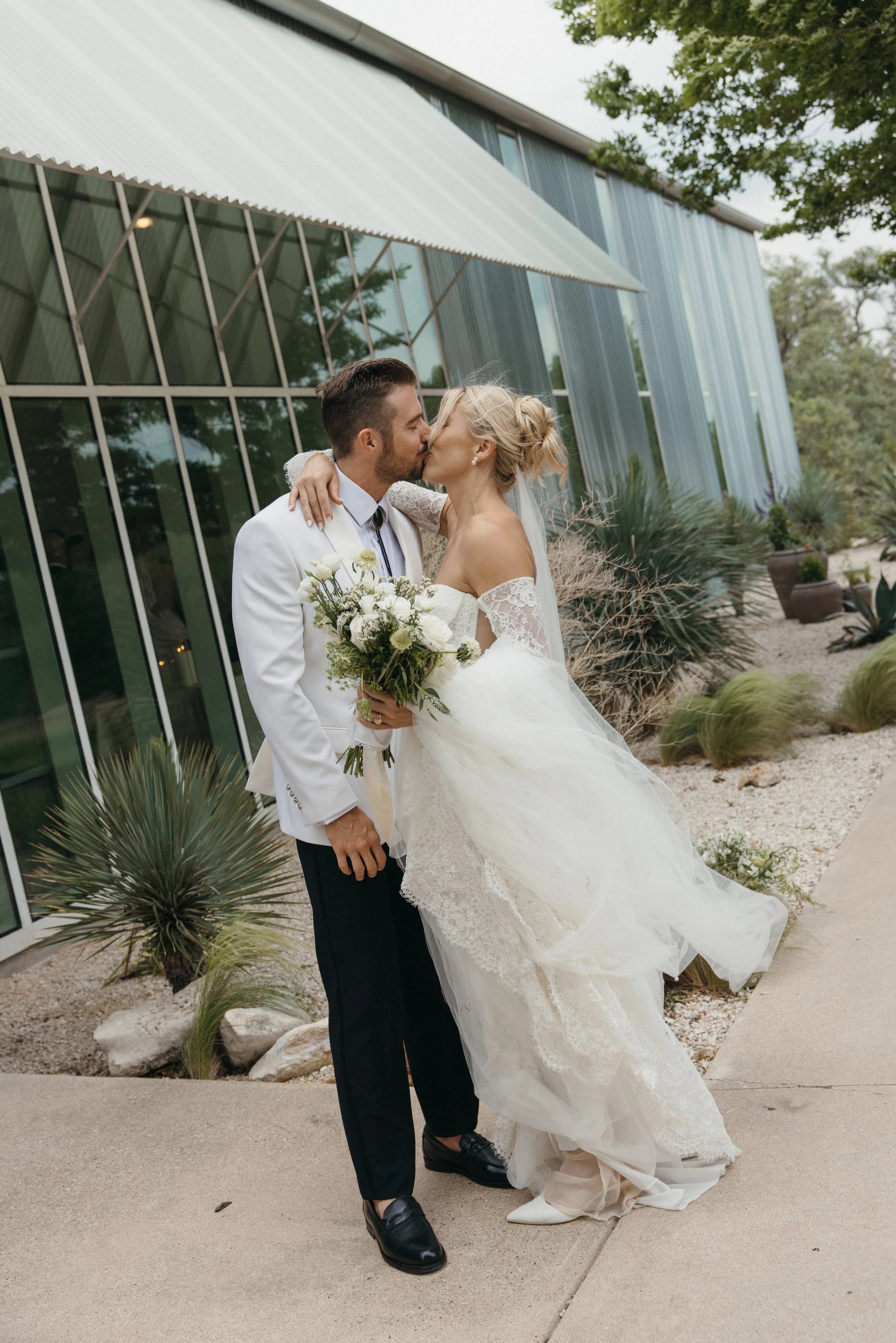 Prospect-House-Wedding-Dripping-Springs-Texas-Documentary-Film-Editorial-Chic-Western-Disco-Cowboy-Ranch-Lovely-Bride-Southern-Candid-Photos-50.jpg