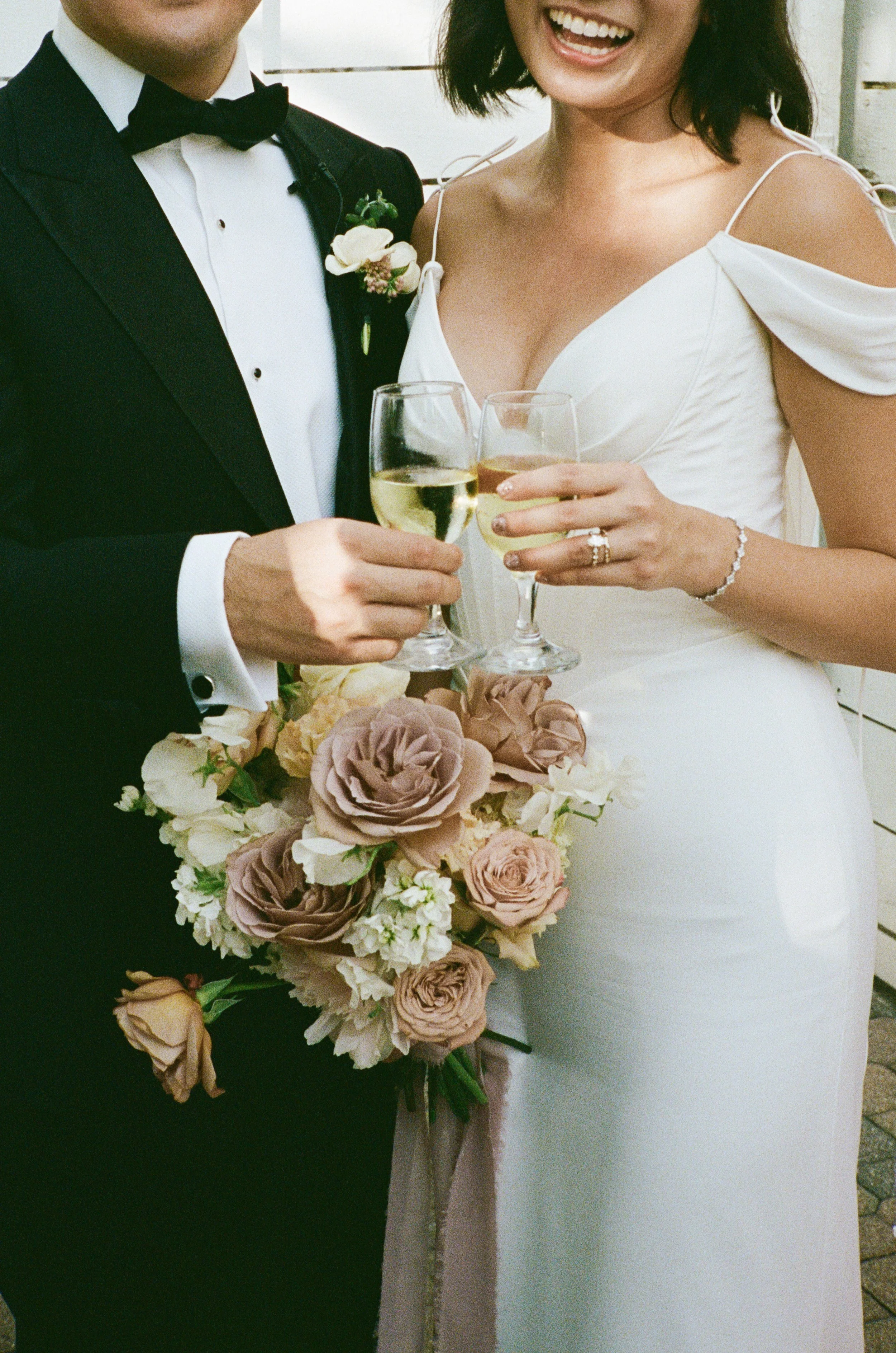 The-Allan-House-Wedding-Photographer-Luxury-High-End-Documentary-Candid-Film-Elegant-Timeless-Editorial-Asian-Vietnamese-Modern-Wedding-Pride-Prejudice-Austin-Texas-62.jpg