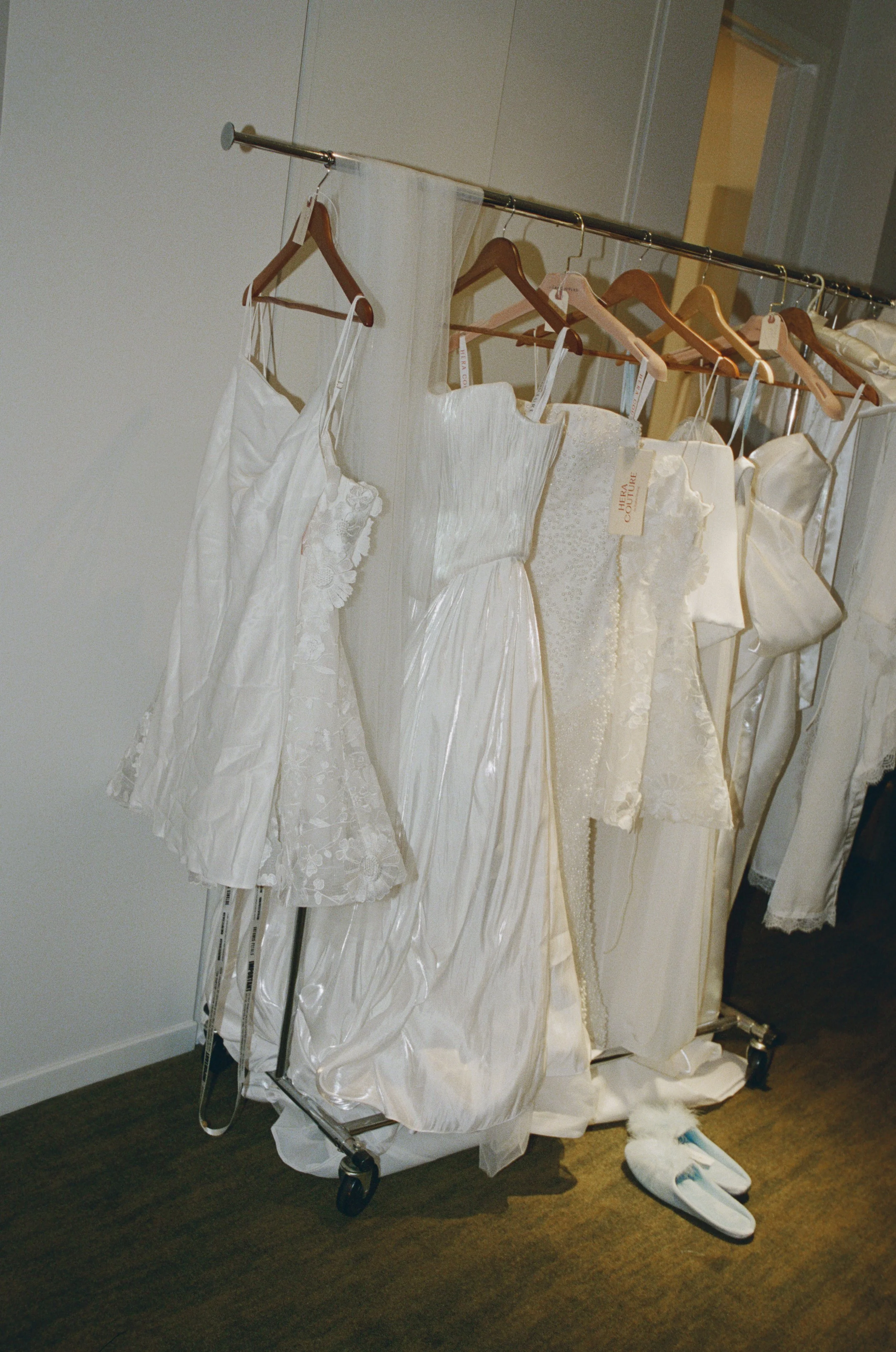 High fashion wedding at The Loren Hotel Austin Texas — K Laine Co, Remi and Gold florals, editorial photography by Lauren Nicole Photo