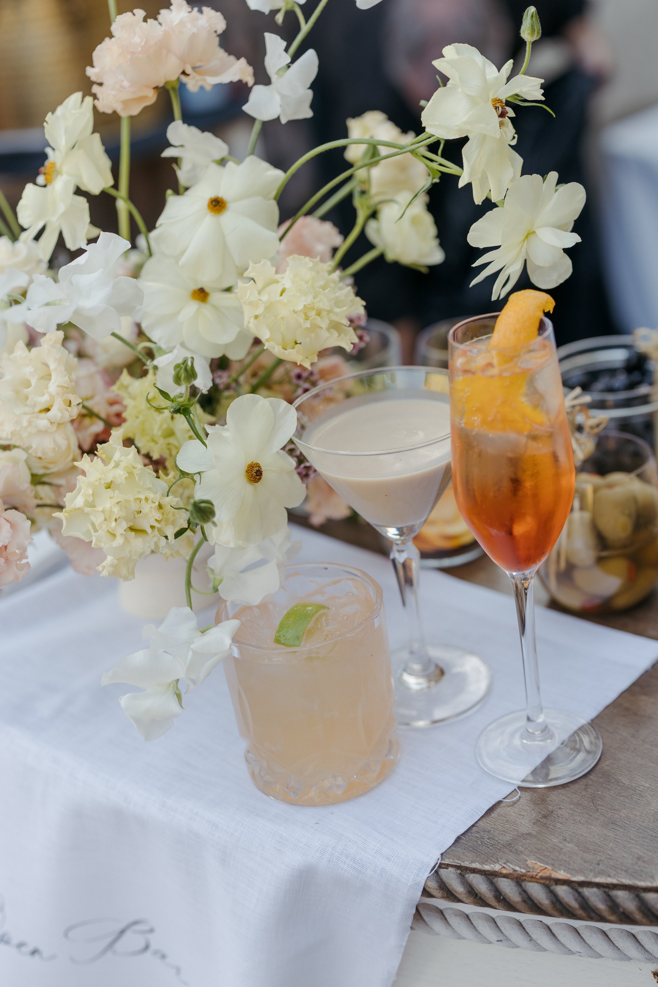 Jeune-perche-wedding-photographer-san-diego-fallbrook-california-documentary-luxury-editorial-elevated-fashion-whimsical-timeless-candid-film-analog-high-end-effortless-wedding-photos-136.jpg