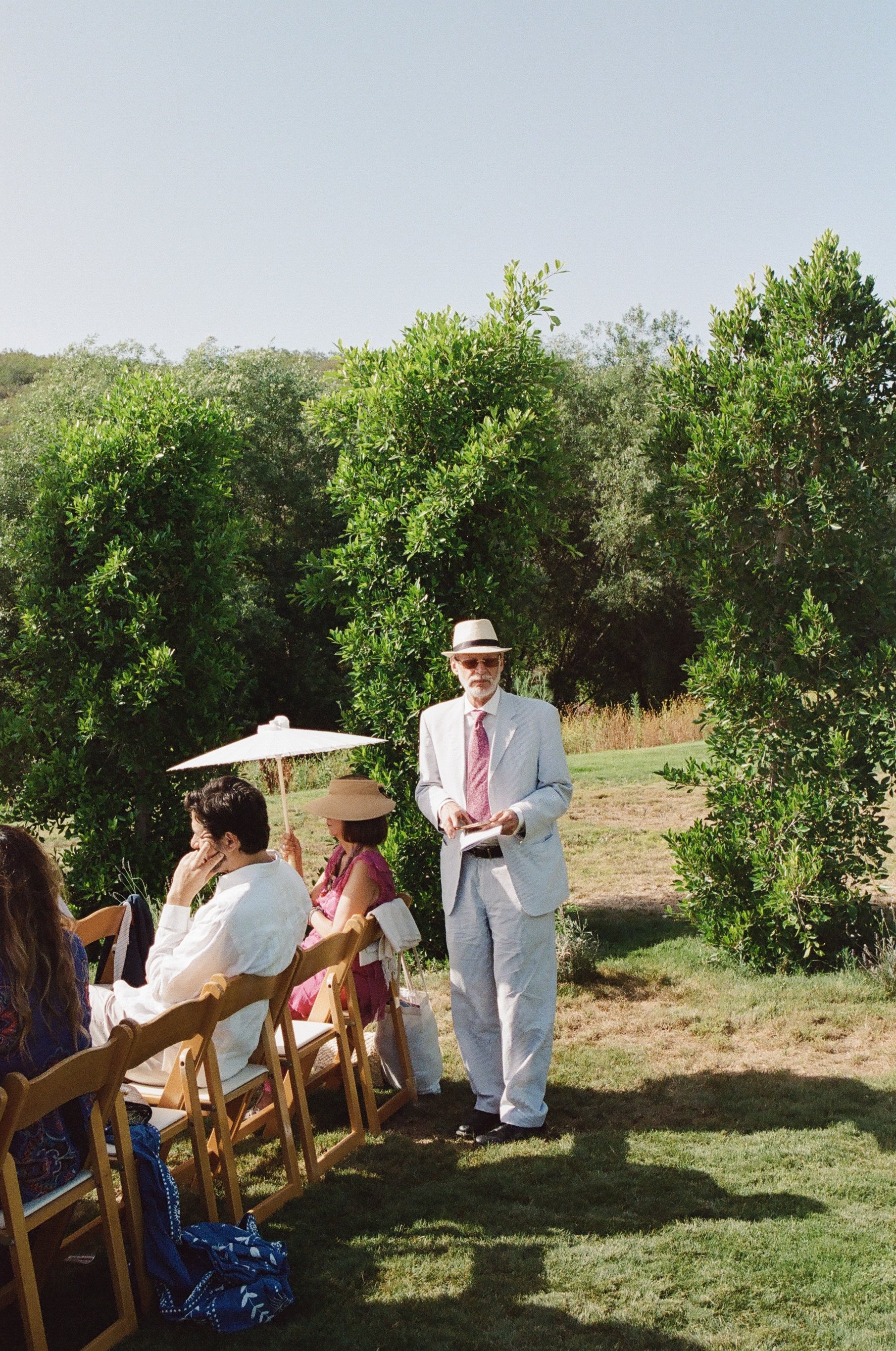 Jeune-perche-wedding-photographer-san-diego-fallbrook-california-documentary-luxury-editorial-elevated-fashion-whimsical-timeless-candid-film-analog-high-end-effortless-wedding-photos-111.jpg
