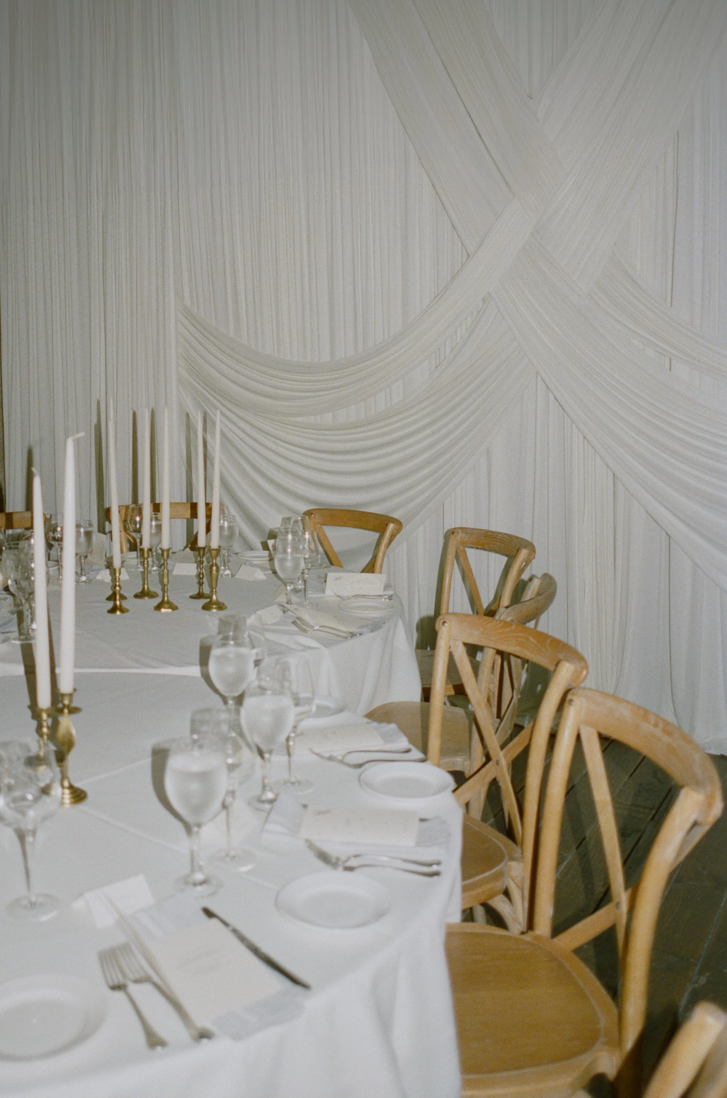 Good Seed Florals wedding reception details at Hotel Lulu, Round Top TX — editorial documentary photography by Lauren Nicole