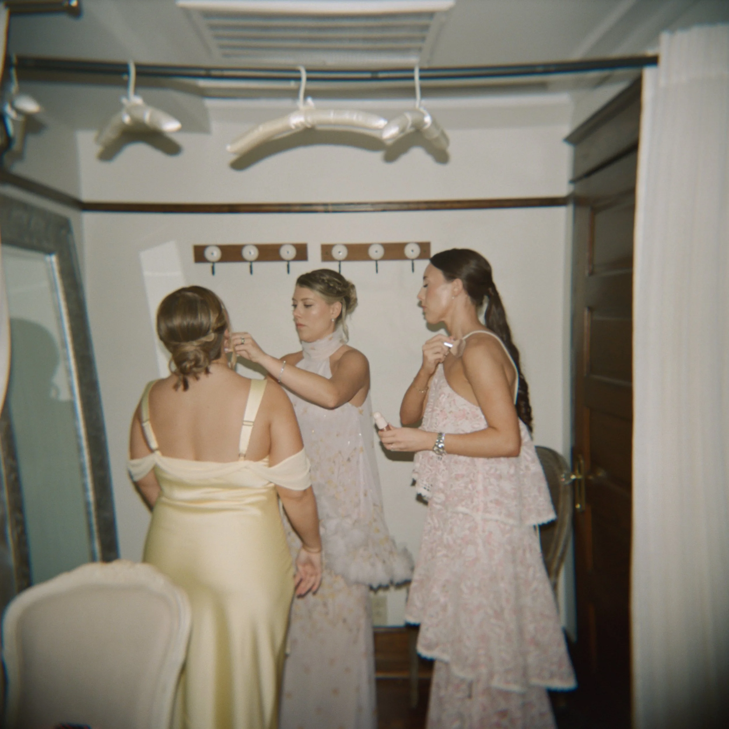CJs-Off-The-Square-Franklin-Tennessee-Wedding-Photographer-Garden-Party-Whimsical-Romantic-Vintage-Pastel-Editorial-Timeless-Film-Analog-Candid-Documentary-Photos-046.jpg