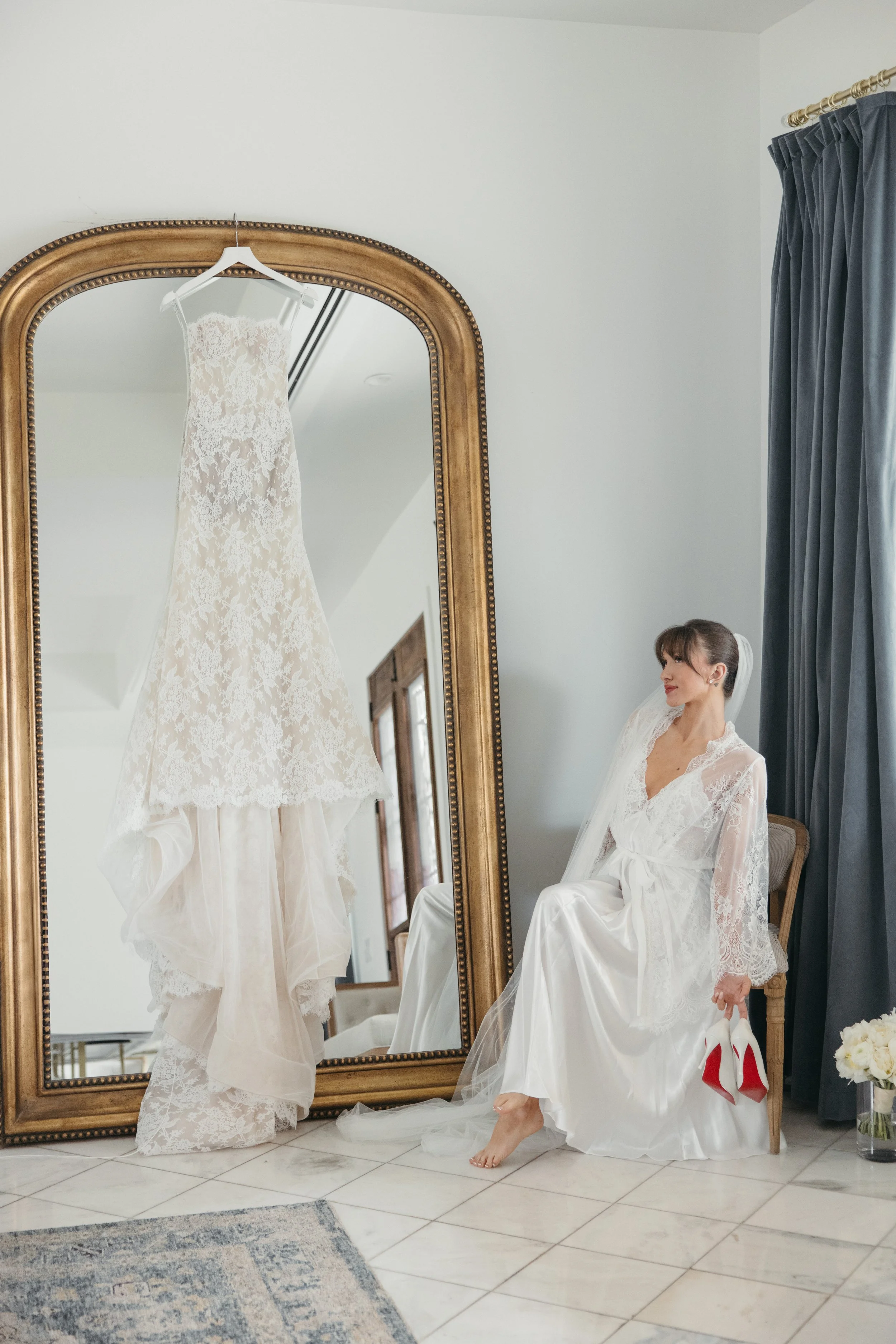 Videre-Estate-Austin-Texas-Wedding-Photographer-Dana-Harel-Design-Kentucky-Derby-Black-White-Attire-Christian-Louboutin-Minimal-Florals-Drapery-Romantic-Classy-Luxury-Editorial-Film-Candid-Documentary-005.jpg