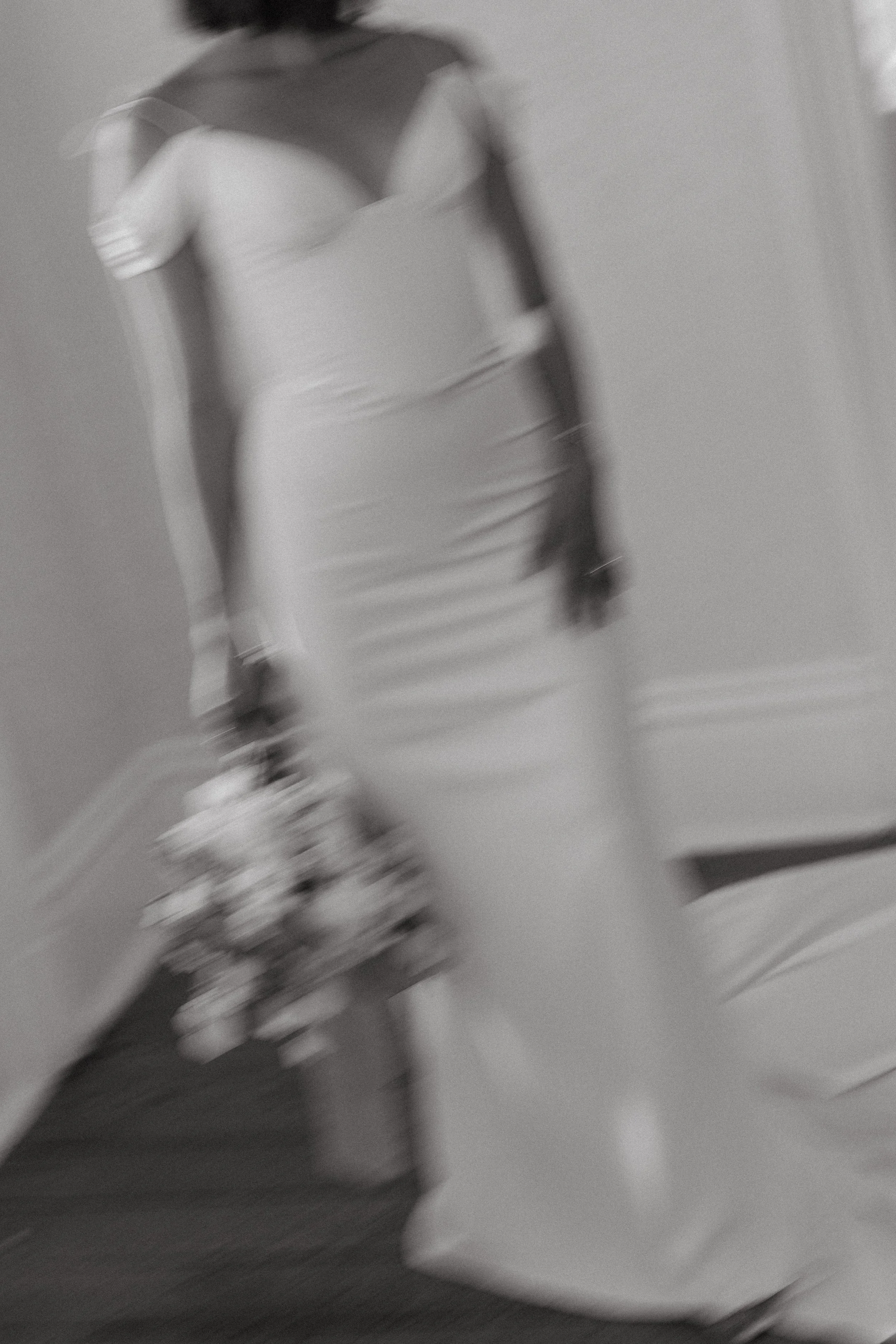 The-Allan-House-Wedding-Photographer-Luxury-High-End-Documentary-Candid-Film-Elegant-Timeless-Editorial-Asian-Vietnamese-Modern-Wedding-Pride-Prejudice-Austin-Texas-10.jpg