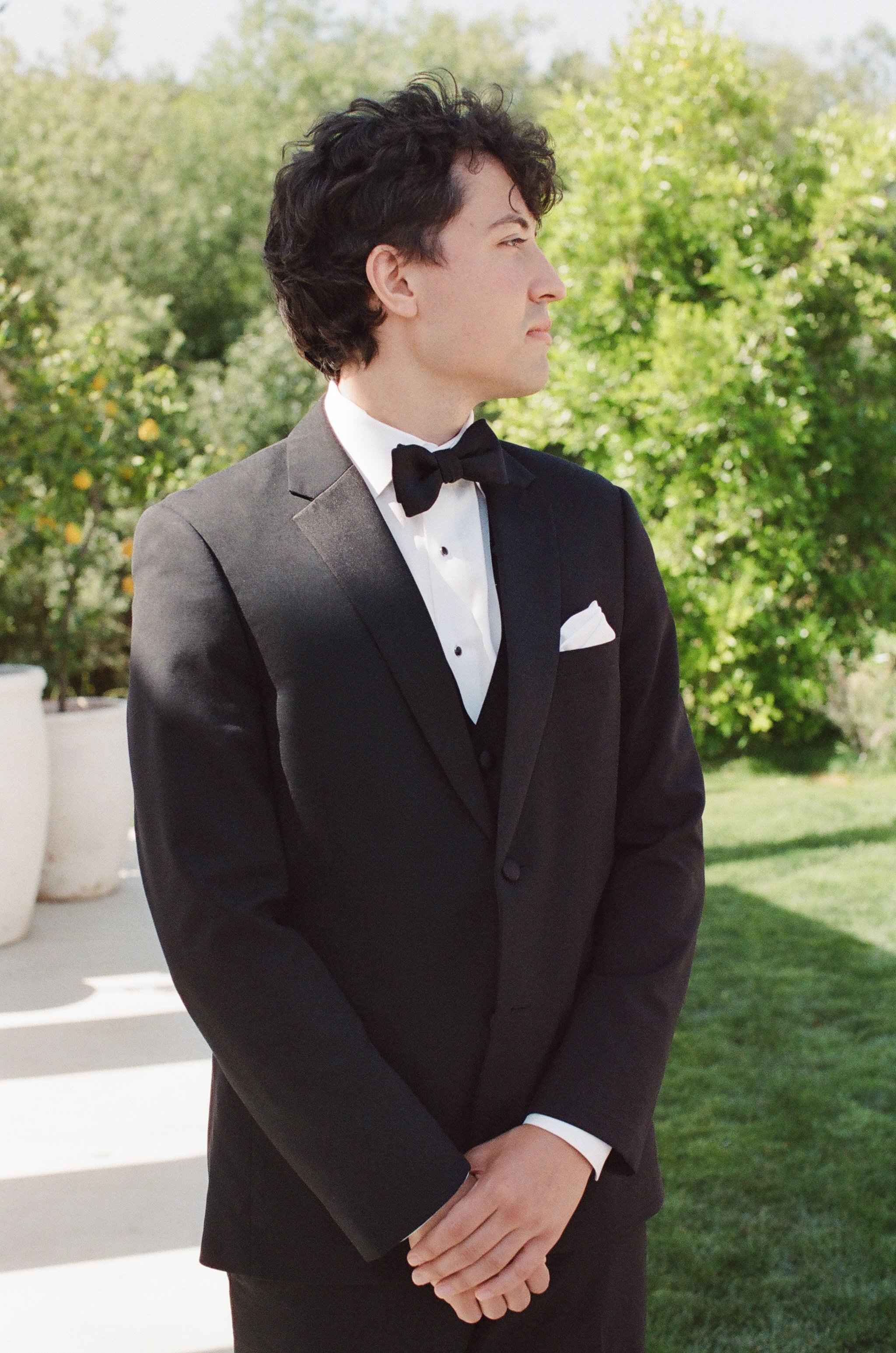 Jeune-perche-wedding-photographer-san-diego-fallbrook-california-documentary-luxury-editorial-elevated-fashion-whimsical-timeless-candid-film-analog-high-end-effortless-wedding-photos-104.jpg