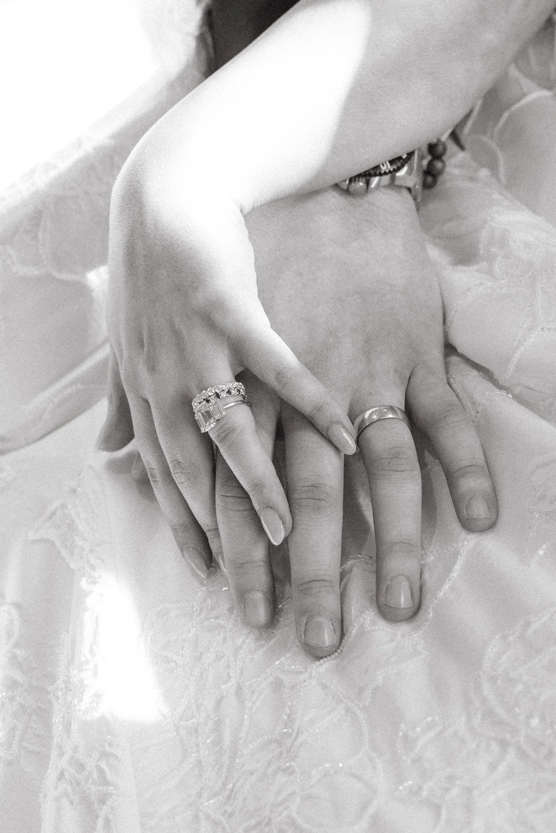 Le-Tesserae-Houston-Texas-Wedding-Photographer-Keely-Thorne-Events-Catholic-Ceremony-Anne-Barge-Navy-Blue-Ivory-Elegant-Timeless-Editorial-Documentary-Hybrid-Film-Digital-Candid-Photos-050.jpg