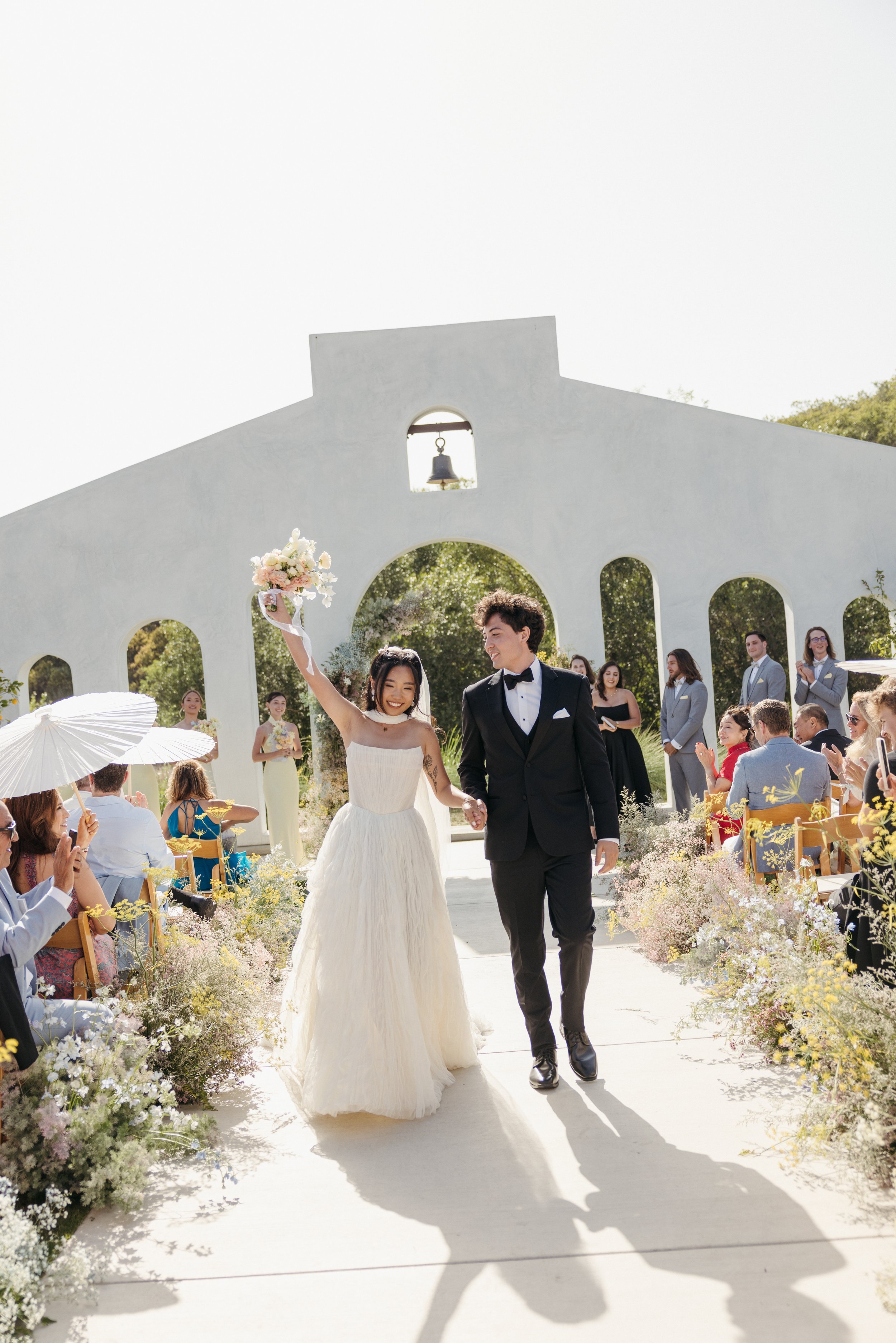 Jeune-perche-wedding-photographer-san-diego-fallbrook-california-documentary-luxury-editorial-elevated-fashion-whimsical-timeless-candid-film-analog-high-end-effortless-wedding-photos-125.jpg