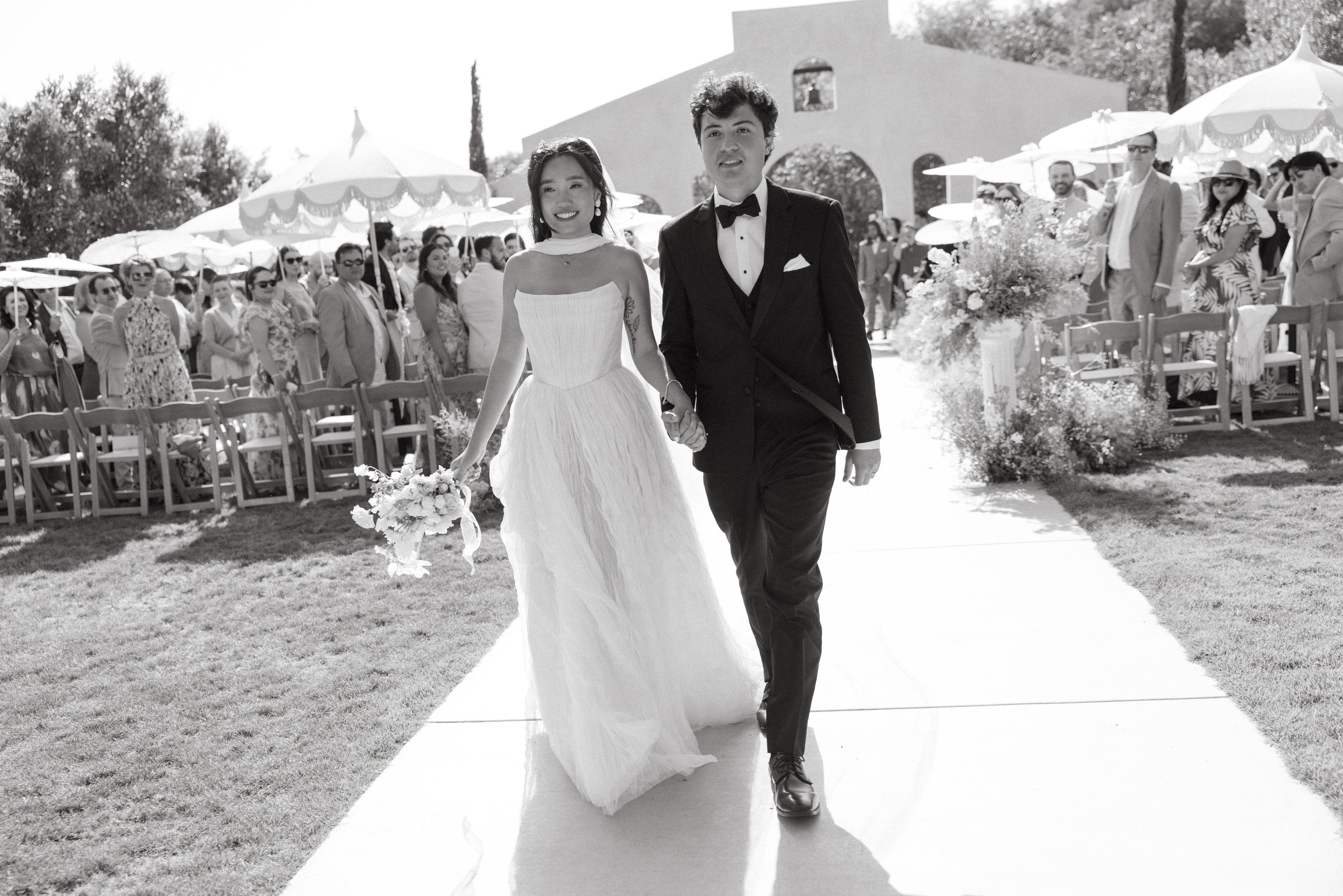 Jeune-perche-wedding-photographer-san-diego-fallbrook-california-documentary-luxury-editorial-elevated-fashion-whimsical-timeless-candid-film-analog-high-end-effortless-wedding-photos-128.jpg