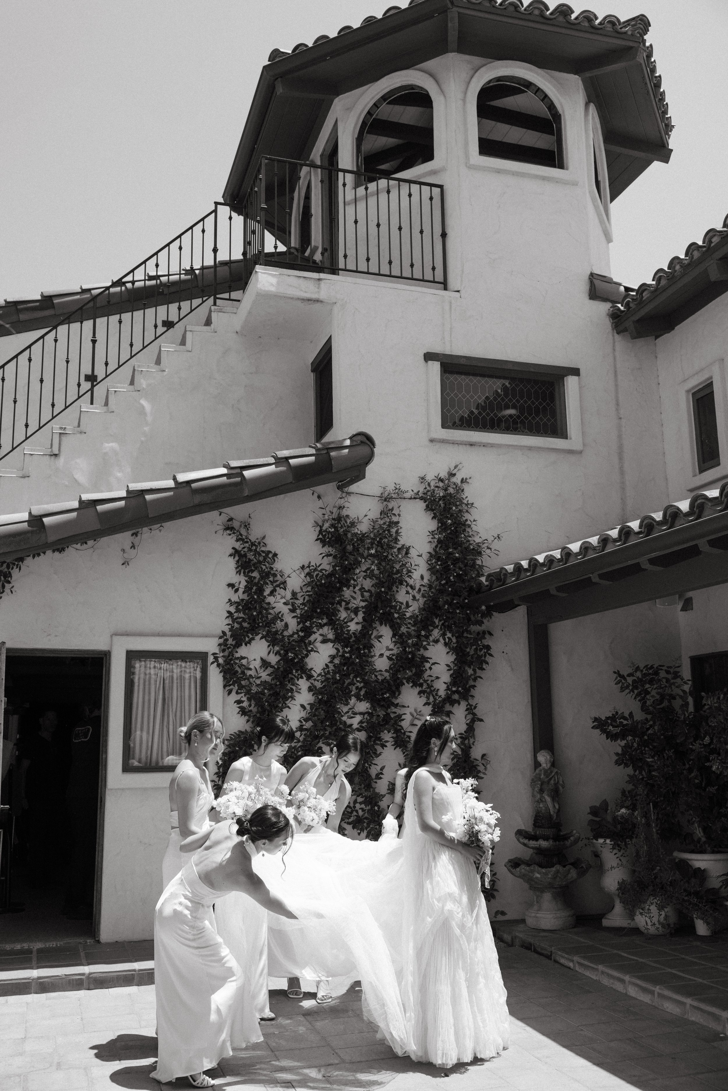 Jeune-perche-wedding-photographer-san-diego-fallbrook-california-documentary-luxury-editorial-elevated-fashion-whimsical-timeless-candid-film-analog-high-end-effortless-wedding-photos-062.jpg