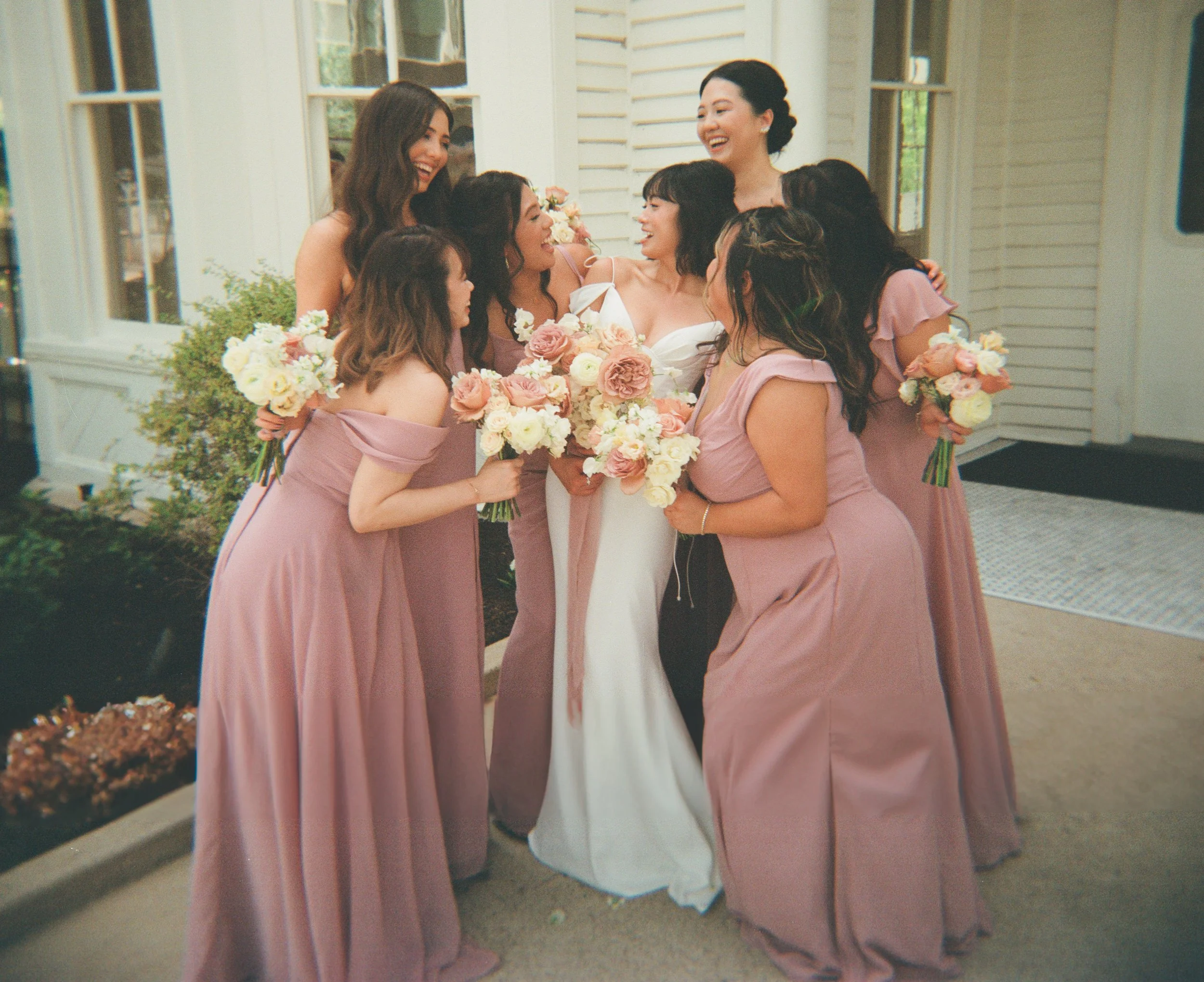 The-Allan-House-Wedding-Photographer-Luxury-High-End-Documentary-Candid-Film-Elegant-Timeless-Editorial-Asian-Vietnamese-Modern-Wedding-Pride-Prejudice-Austin-Texas-17.jpg