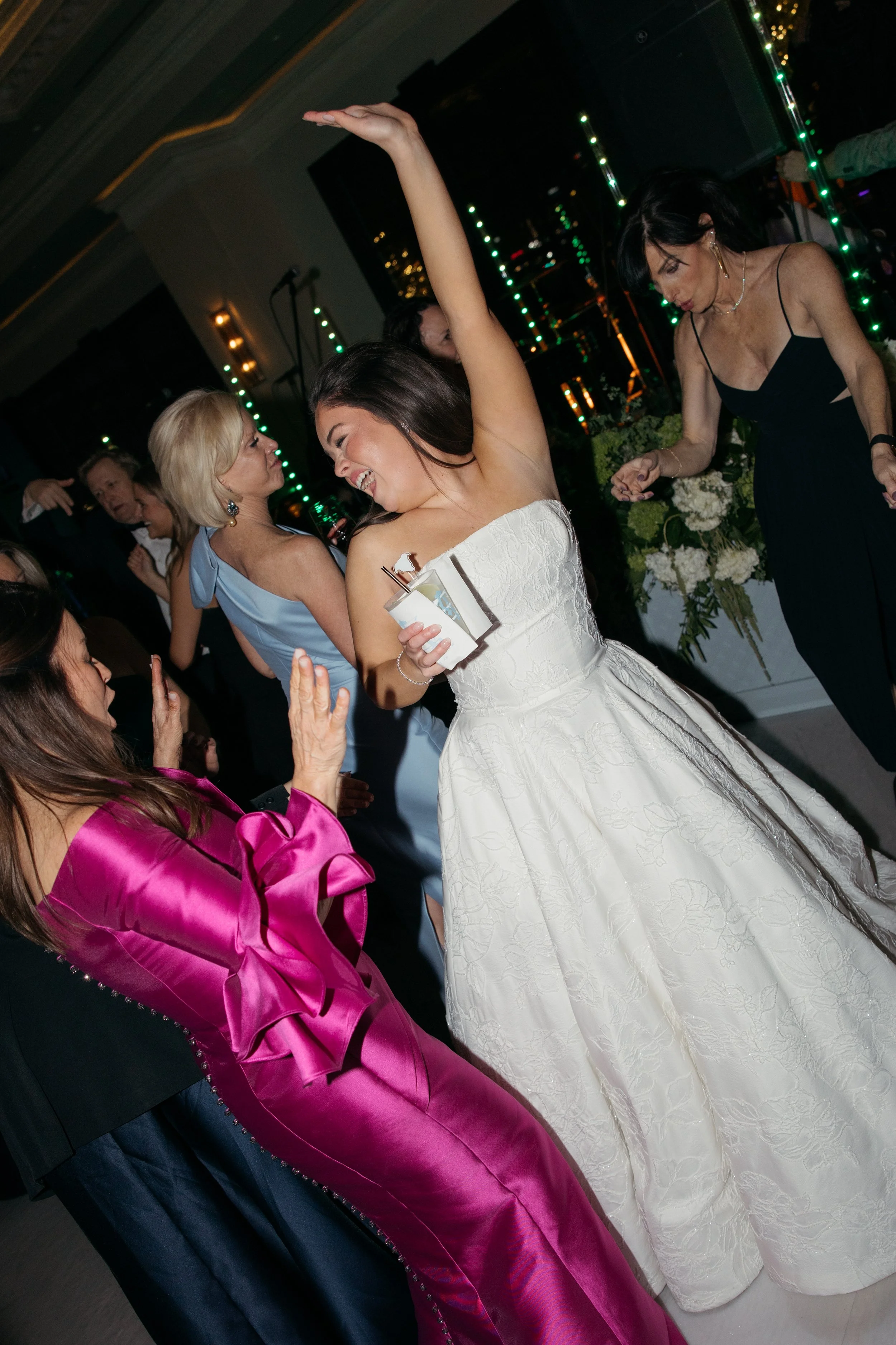 Le-Tesserae-Houston-Texas-Wedding-Photographer-Keely-Thorne-Events-Catholic-Ceremony-Anne-Barge-Navy-Blue-Ivory-Elegant-Timeless-Editorial-Documentary-Hybrid-Film-Digital-Candid-Photos-117.jpg