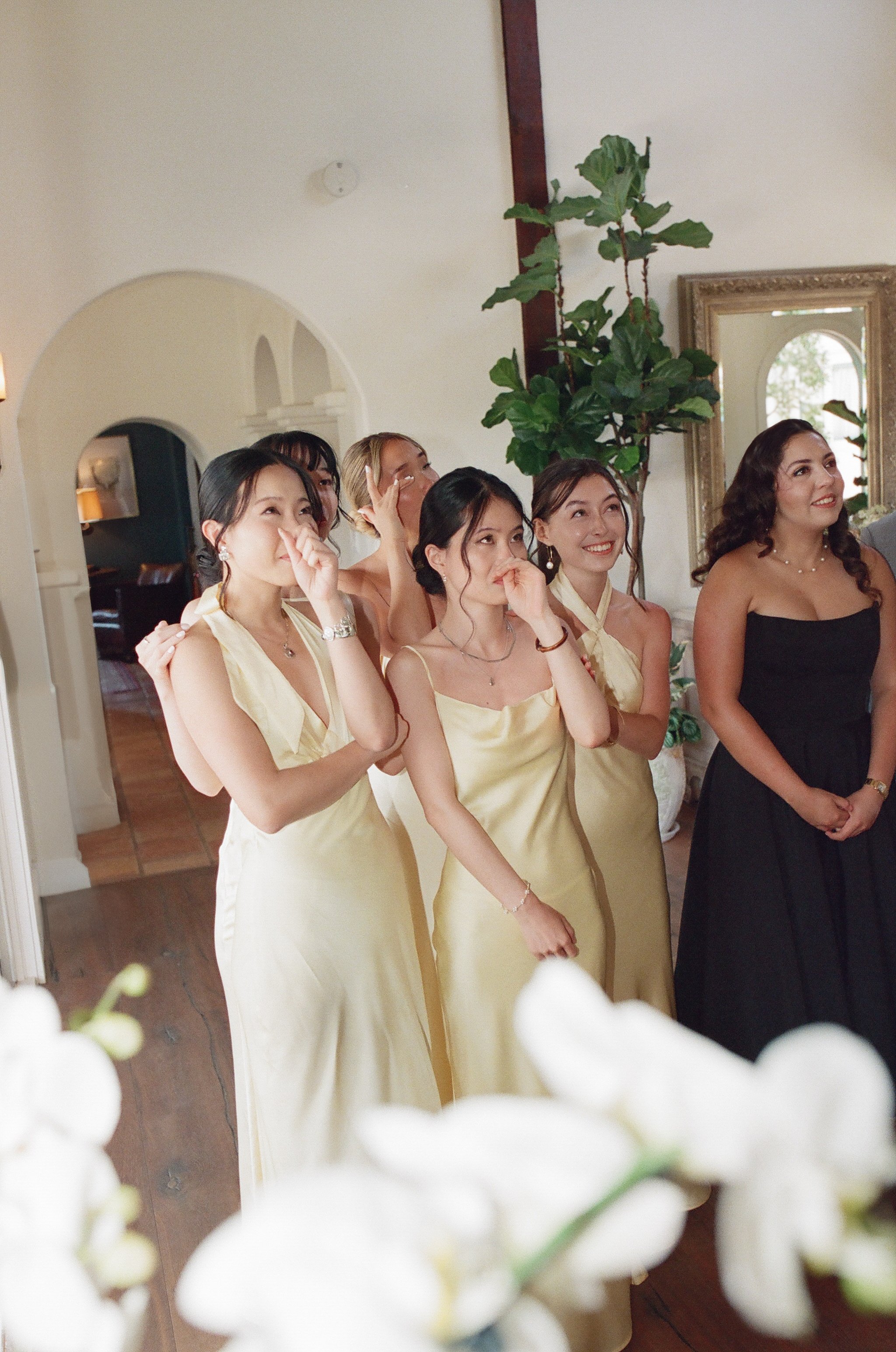 Jeune-perche-wedding-photographer-san-diego-fallbrook-california-documentary-luxury-editorial-elevated-fashion-whimsical-timeless-candid-film-analog-high-end-effortless-wedding-photos-047.jpg
