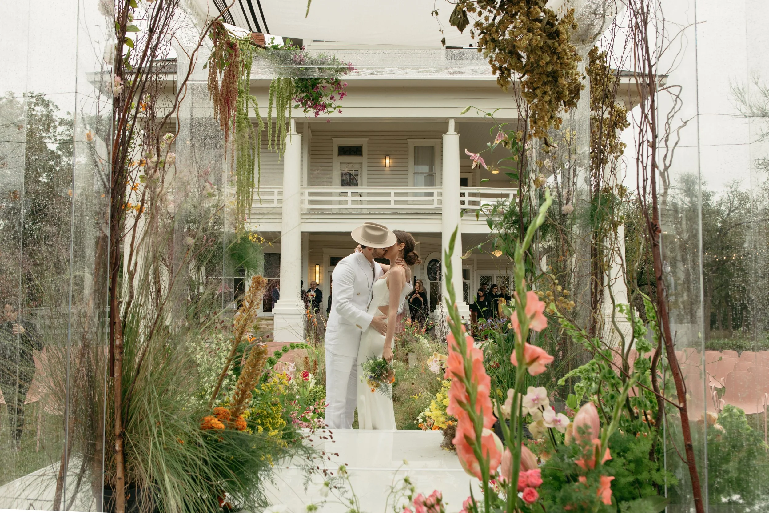 Grand-Lady-Austin-Wedding-Disco-Cowboy-Garden-Austin-Texas-Documentary-Candid-Film-Nontraditional-Modern-Laidback-High-End-Intimate-Luxury-Country-Editorial-52.jpg