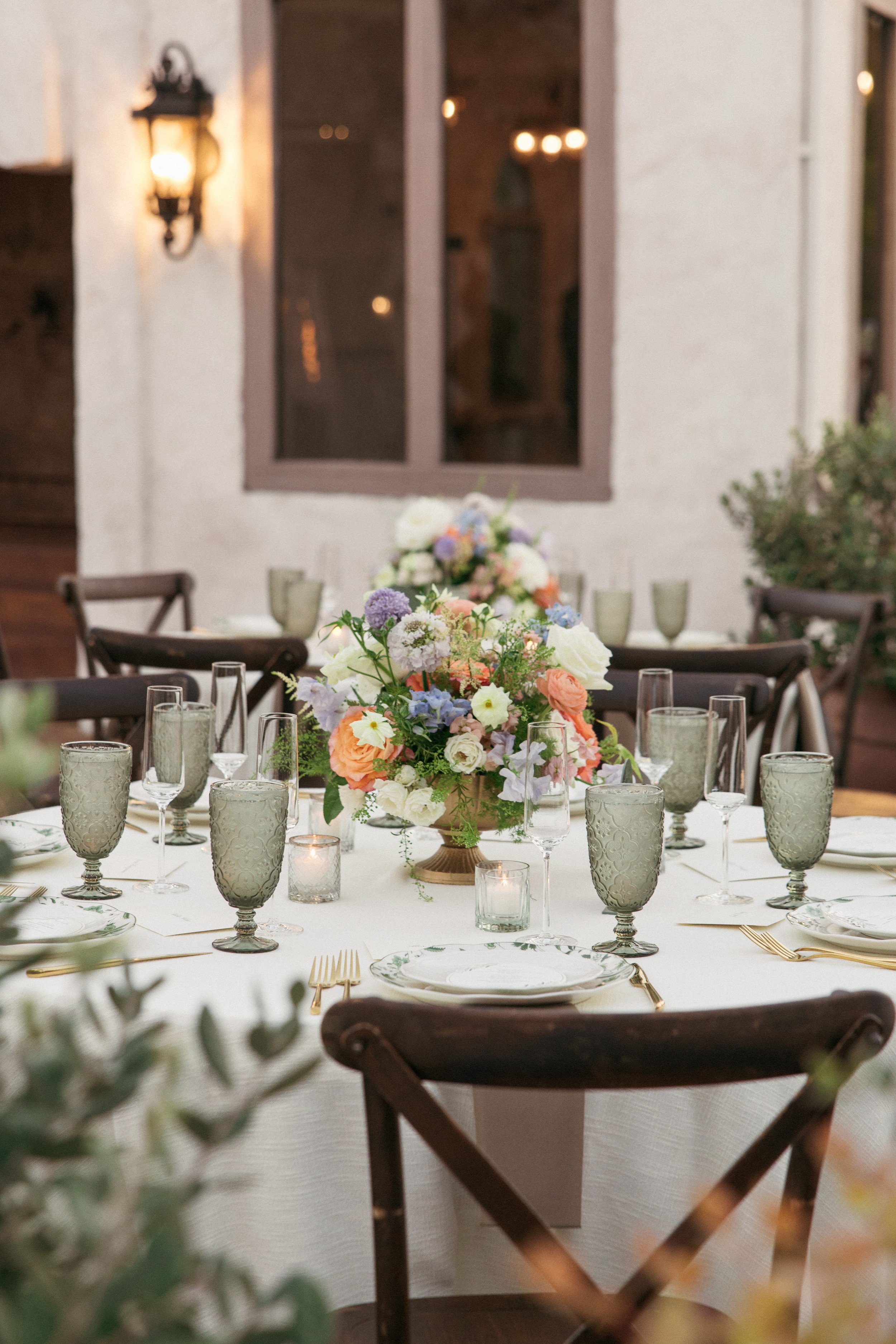 Villa-Antonia-Austin-Texas-Wedding-Photographer-Kristin-Cattered-Events-Italian-Inspired-Korean-American-Bouquets-of-Austin-Lee-Petra-Grebenau-Jimmy-Choo-Editorial-Documentary-Film-Candid-Timeless-Photos--026.jpg