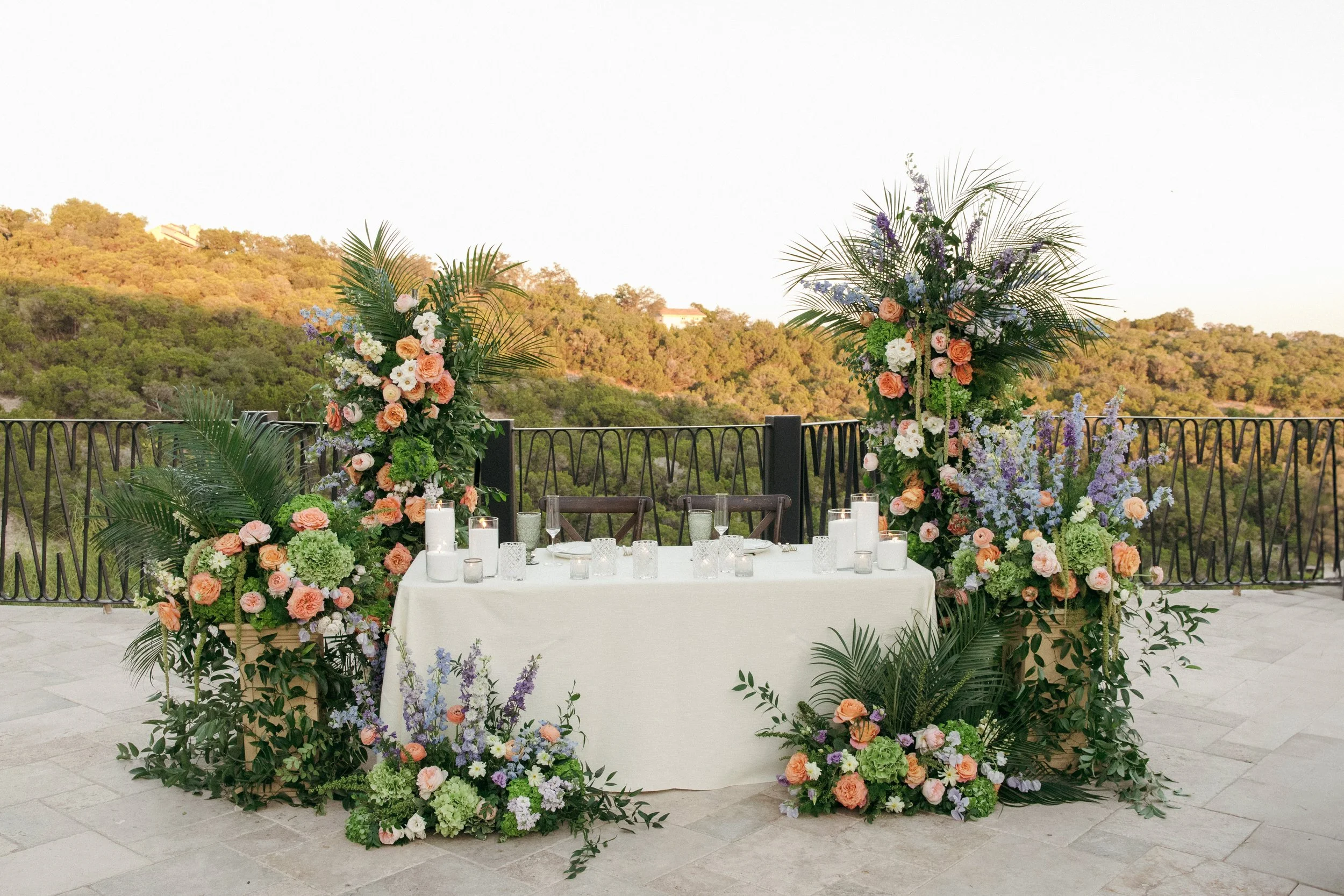 Villa-Antonia-Austin-Texas-Wedding-Photographer-Kristin-Cattered-Events-Italian-Inspired-Korean-American-Bouquets-of-Austin-Lee-Petra-Grebenau-Jimmy-Choo-Editorial-Documentary-Film-Candid-Timeless-Photos--065.jpg