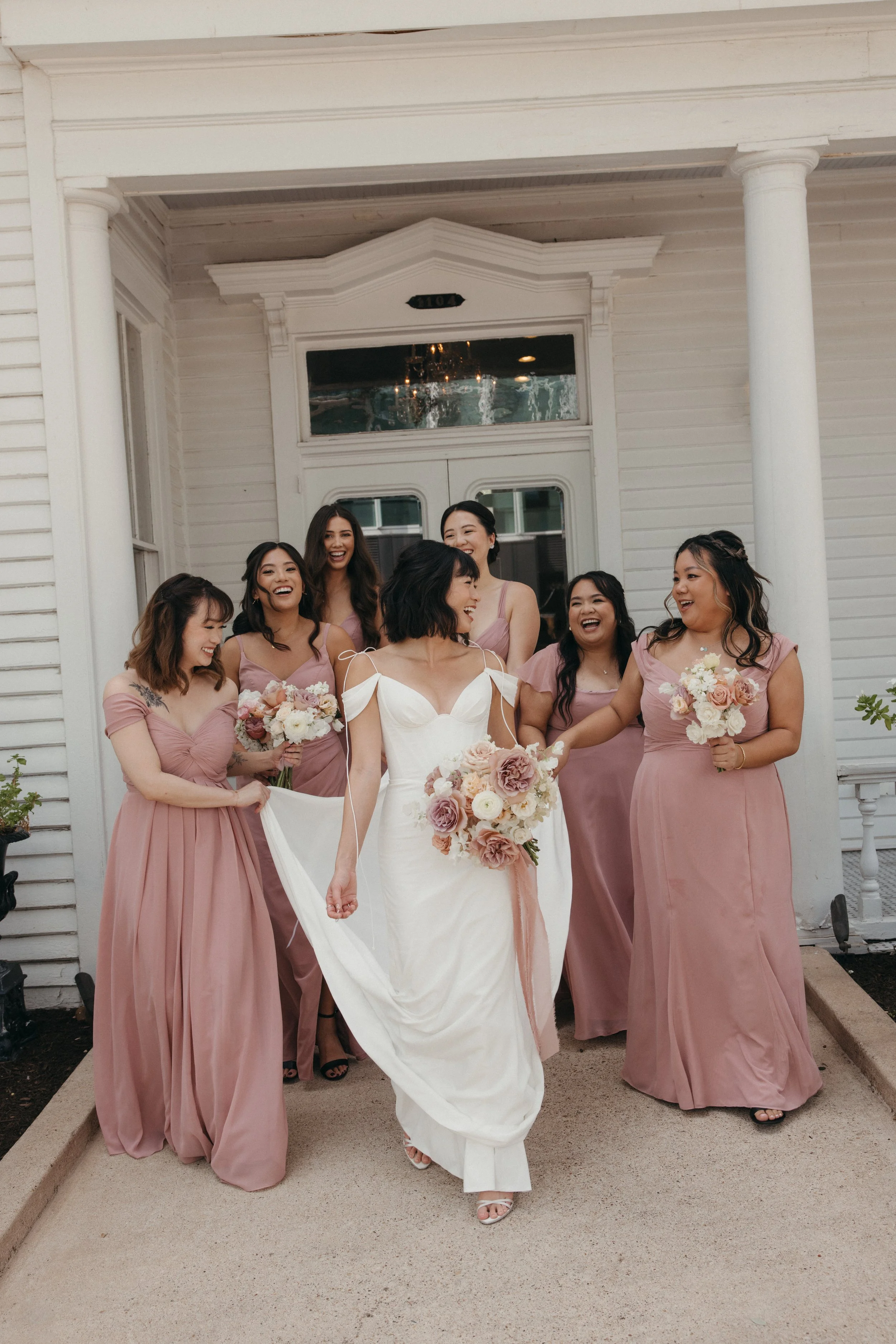 The-Allan-House-Wedding-Photographer-Luxury-High-End-Documentary-Candid-Film-Elegant-Timeless-Editorial-Asian-Vietnamese-Modern-Wedding-Pride-Prejudice-Austin-Texas-16.jpg