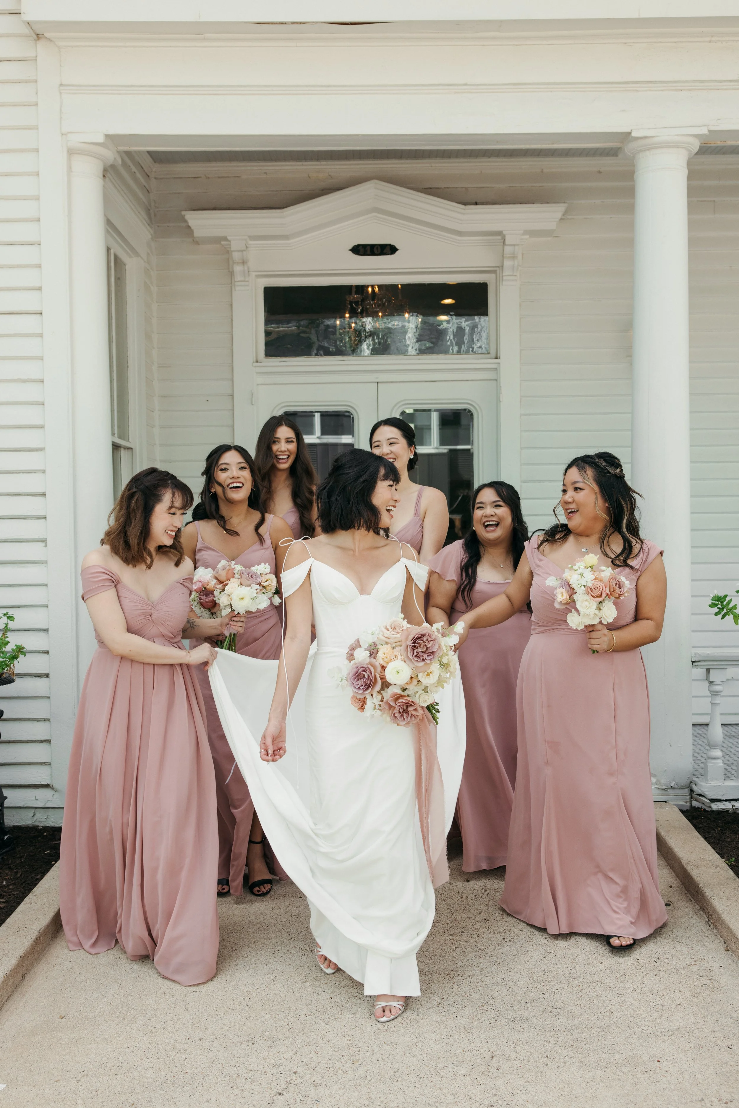 The-Allan-House-Wedding-Photographer-Luxury-High-End-Documentary-Candid-Film-Elegant-Timeless-Editorial-Asian-Vietnamese-Modern-Wedding-Pride-Prejudice-Austin-Texas-16.jpg