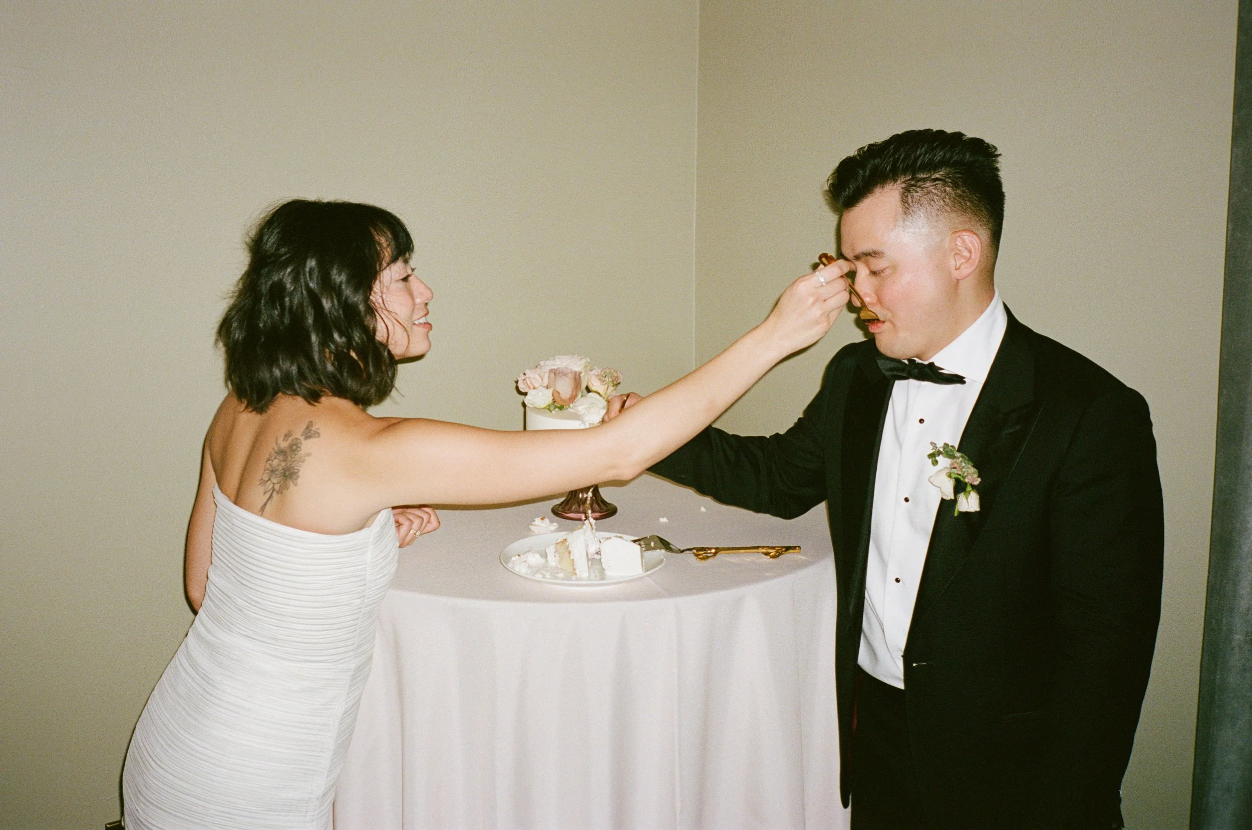 The-Allan-House-Wedding-Photographer-Luxury-High-End-Documentary-Candid-Film-Elegant-Timeless-Editorial-Asian-Vietnamese-Modern-Wedding-Pride-Prejudice-Austin-Texas-91.jpg