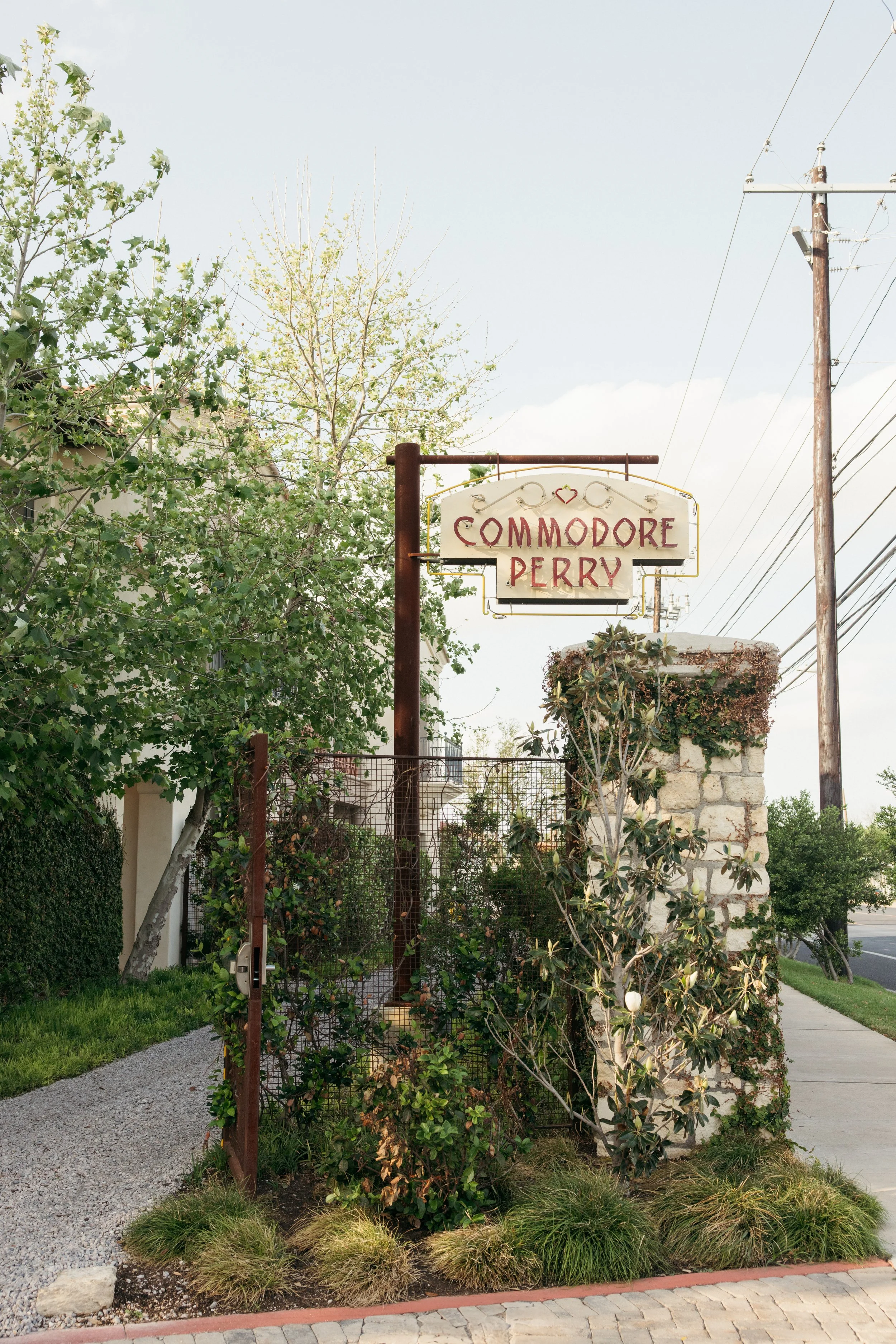 Commodore-Perry-Estate-Austin-Texas-Elopement-Photographer-Chapel-Dulcinea-Chinese-Taiwanese-Multicultural-Jimmy-Choo-Italian-Inspired-Luxury-High-End-Editorial-Hill-Country-Auberge-Resort-Hyde-Park-Film-Candid-Documentary-Photos-02.jpg