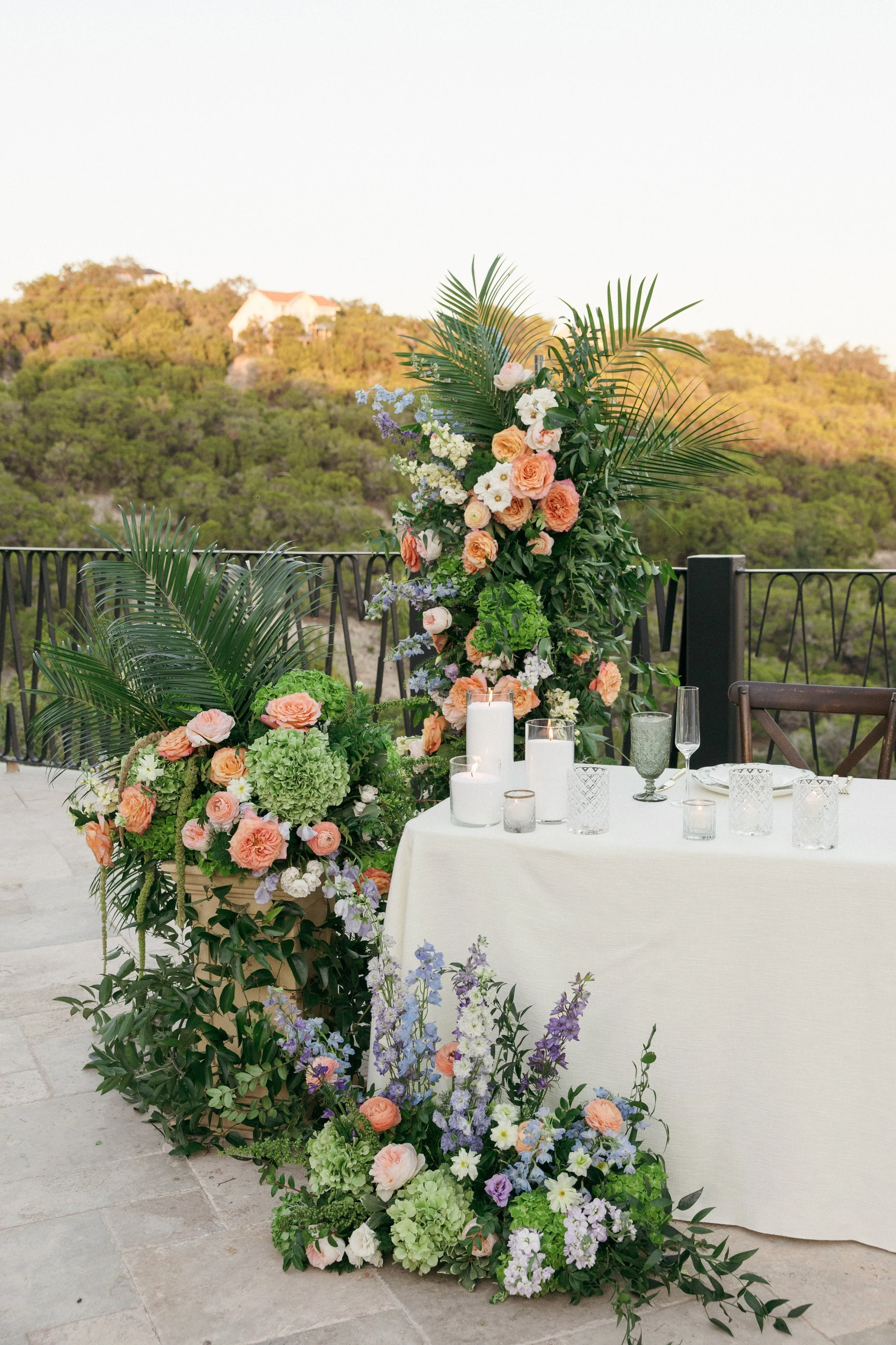Villa-Antonia-Austin-Texas-Wedding-Photographer-Kristin-Cattered-Events-Italian-Inspired-Korean-American-Bouquets-of-Austin-Lee-Petra-Grebenau-Jimmy-Choo-Editorial-Documentary-Film-Candid-Timeless-Photos--072.jpg