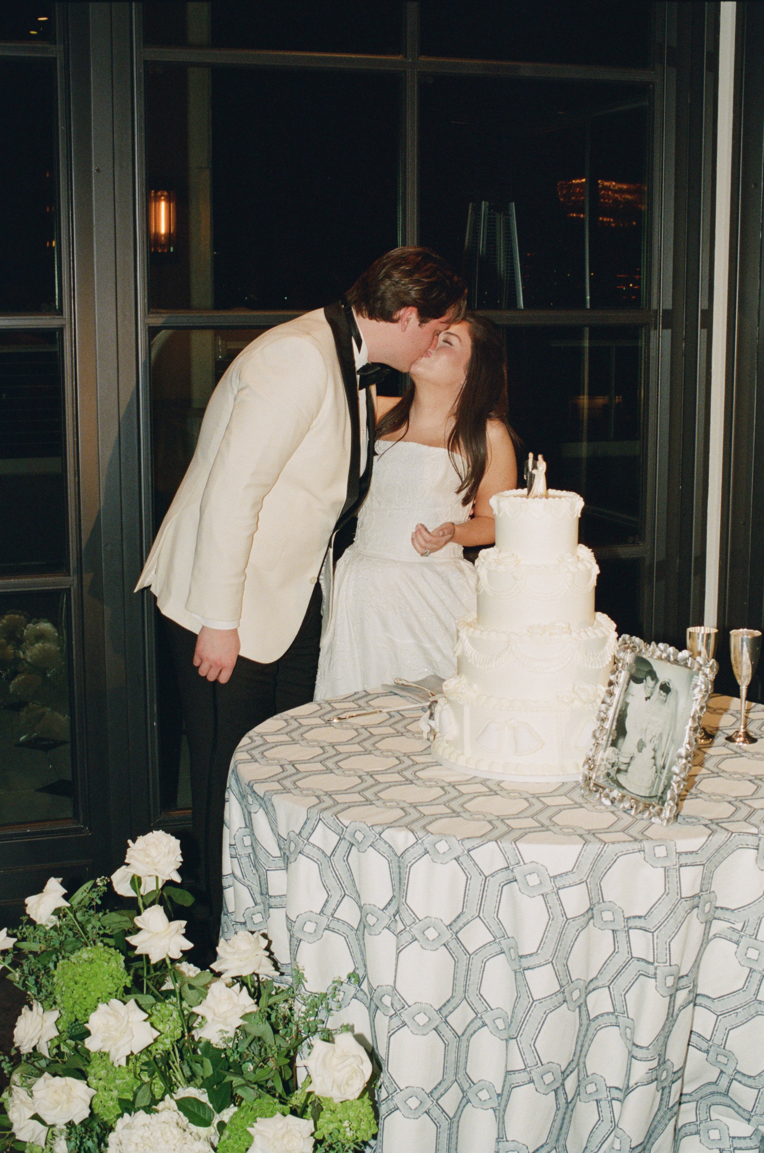 Le Tesserae wedding reception Houston Texas — Keely Thorne Events, candid documentary photography by Lauren Nicole Photo
