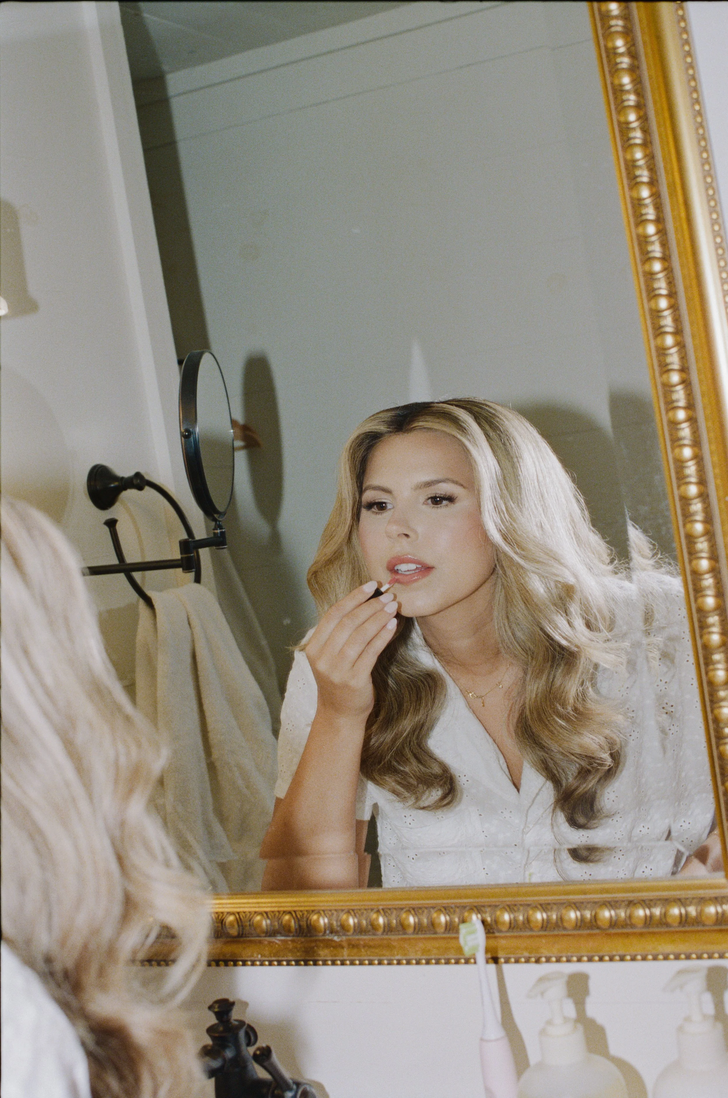 Southern country western chic wedding at Hotel Lulu, Round Top Texas — Betts and Co Events, film photography by Lauren Nicole Photo