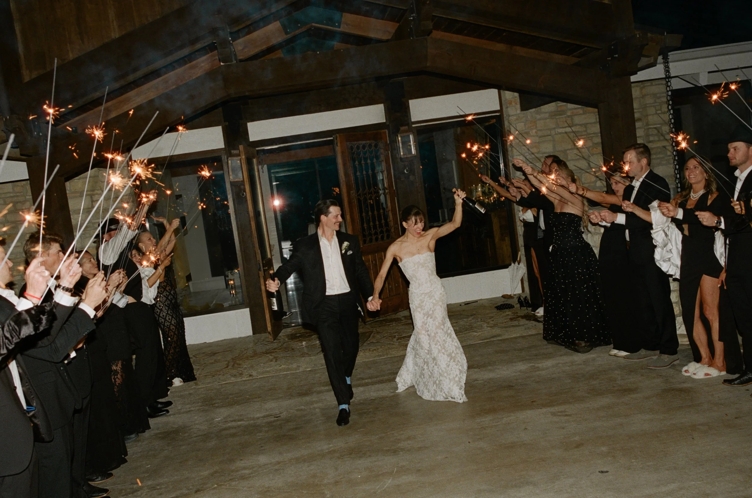 Videre-Estate-Austin-Texas-Wedding-Photographer-Dana-Harel-Design-Kentucky-Derby-Black-White-Attire-Christian-Louboutin-Minimal-Florals-Drapery-Romantic-Classy-Luxury-Editorial-Film-Candid-Documentary-122.jpg