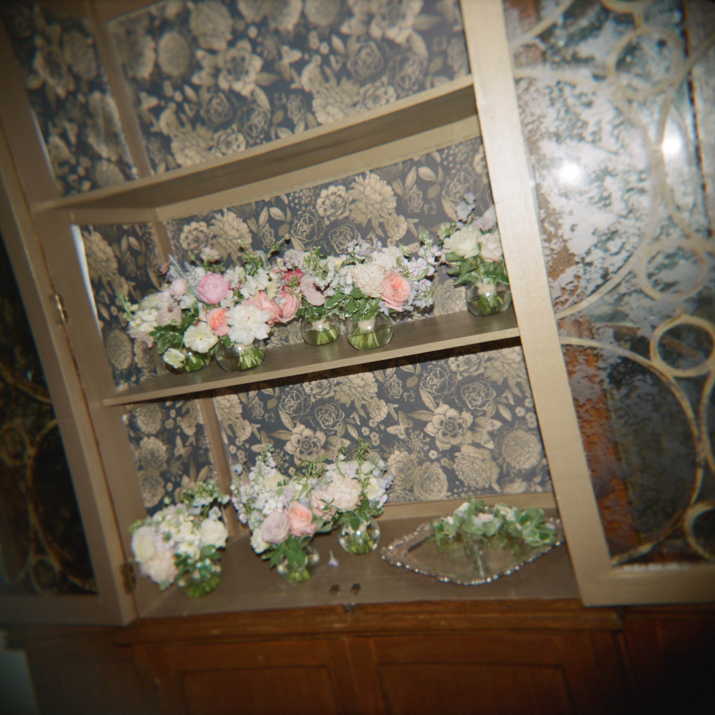 CJs-Off-The-Square-Franklin-Tennessee-Wedding-Photographer-Garden-Party-Whimsical-Romantic-Vintage-Pastel-Editorial-Timeless-Film-Analog-Candid-Documentary-Photos-098.jpg