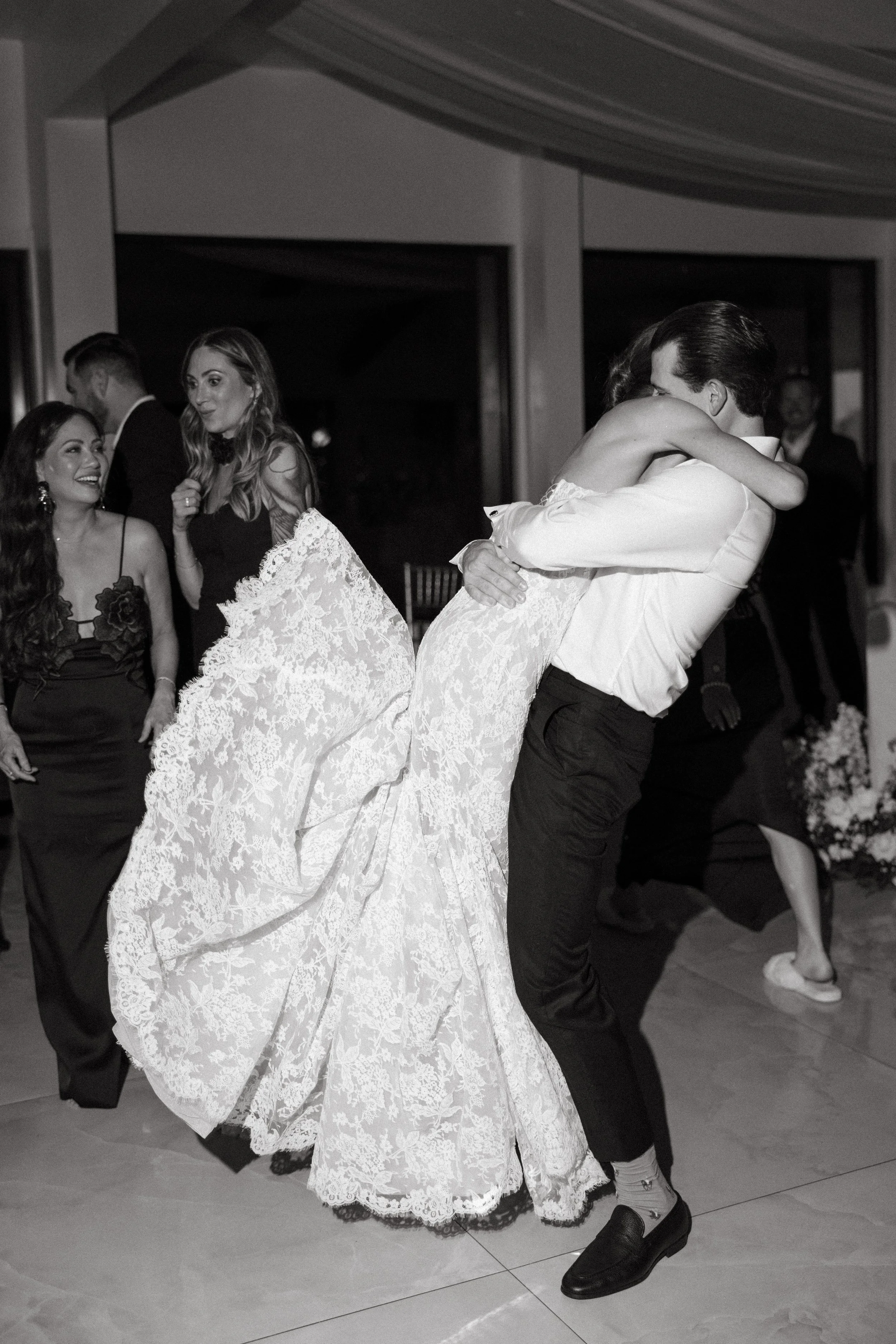 Videre-Estate-Austin-Texas-Wedding-Photographer-Dana-Harel-Design-Kentucky-Derby-Black-White-Attire-Christian-Louboutin-Minimal-Florals-Drapery-Romantic-Classy-Luxury-Editorial-Film-Candid-Documentary-116.jpg