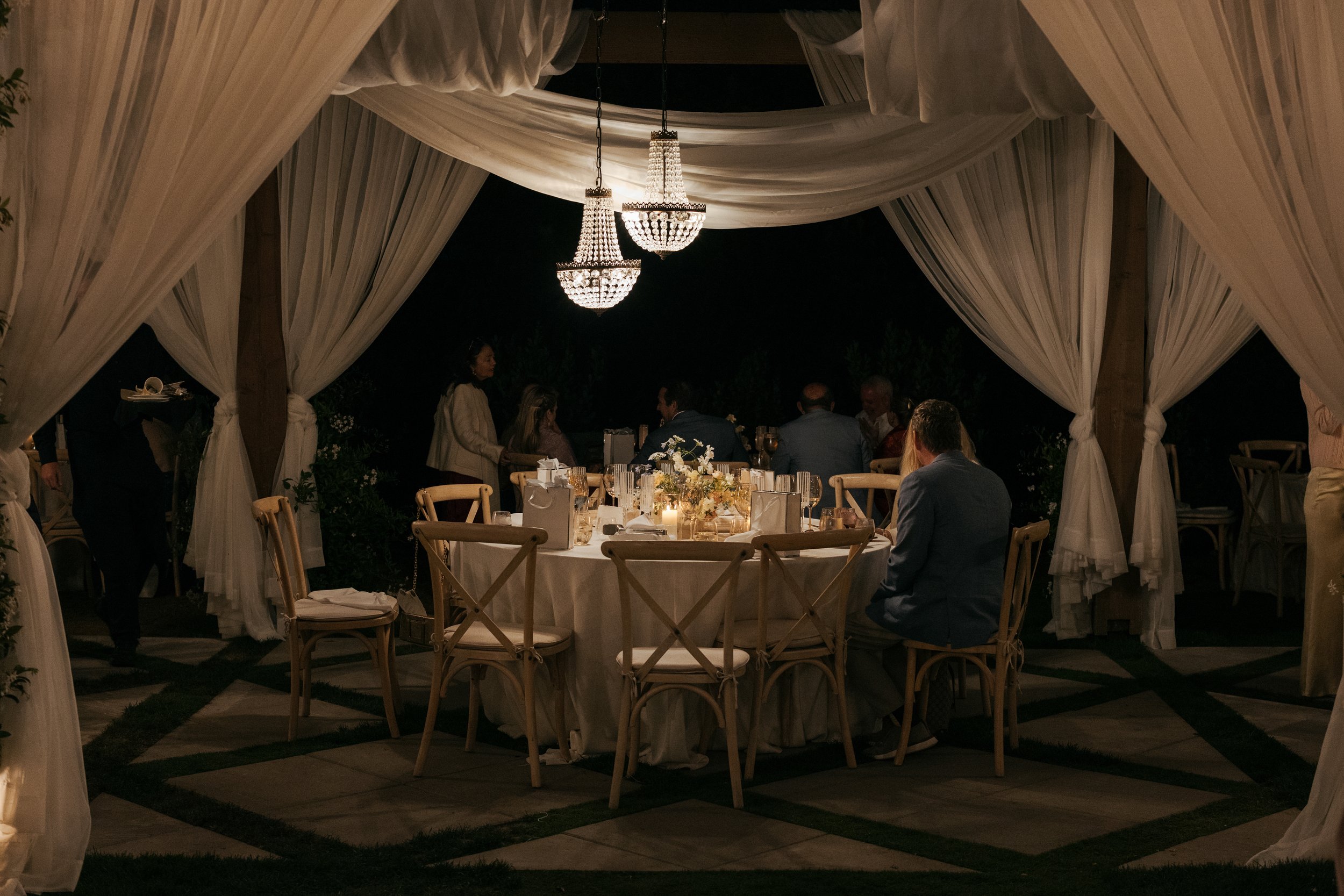 Jeune-perche-wedding-photographer-san-diego-fallbrook-california-documentary-luxury-editorial-elevated-fashion-whimsical-timeless-candid-film-analog-high-end-effortless-wedding-photos-234.jpg