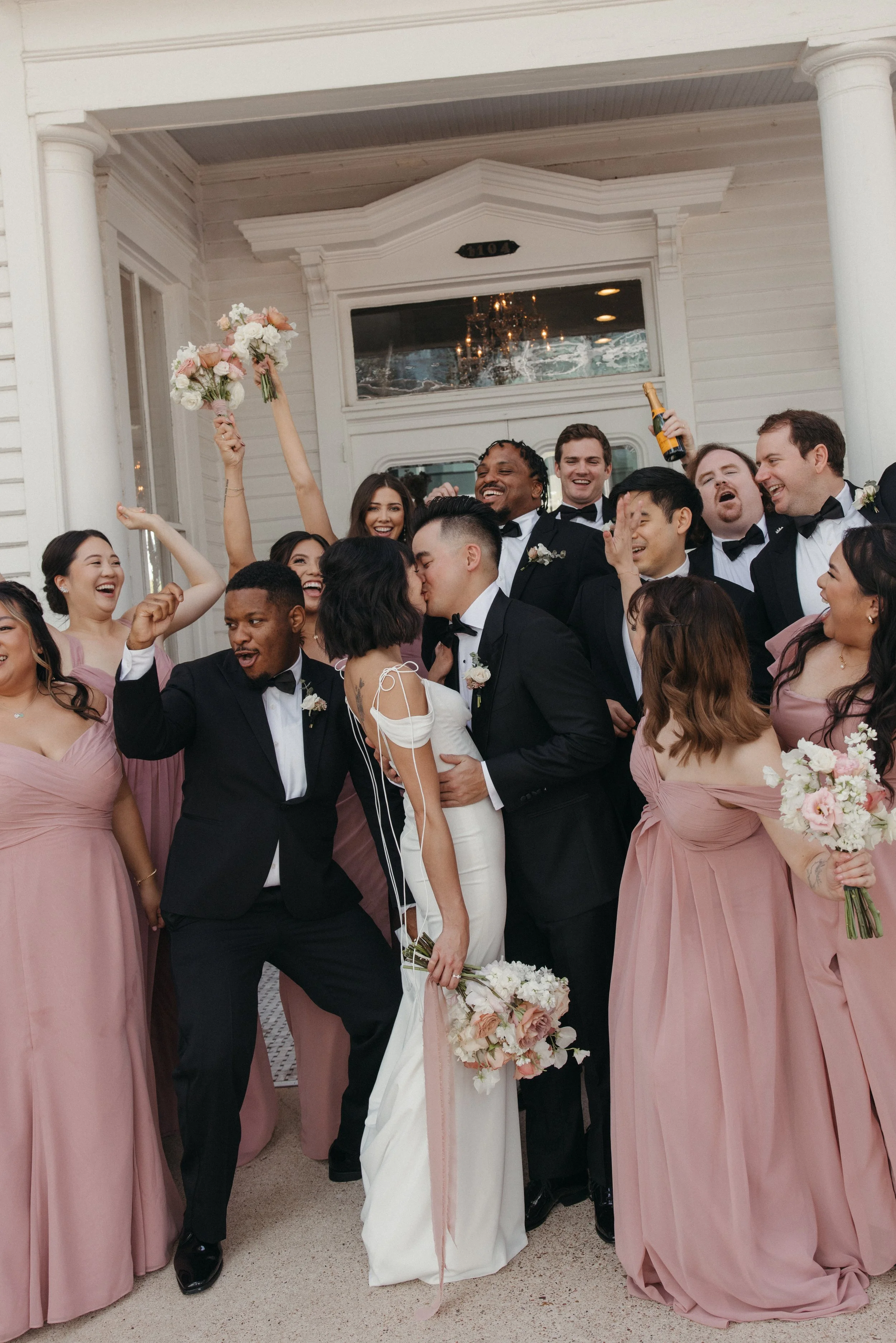 The-Allan-House-Wedding-Photographer-Luxury-High-End-Documentary-Candid-Film-Elegant-Timeless-Editorial-Asian-Vietnamese-Modern-Wedding-Pride-Prejudice-Austin-Texas-32.jpg