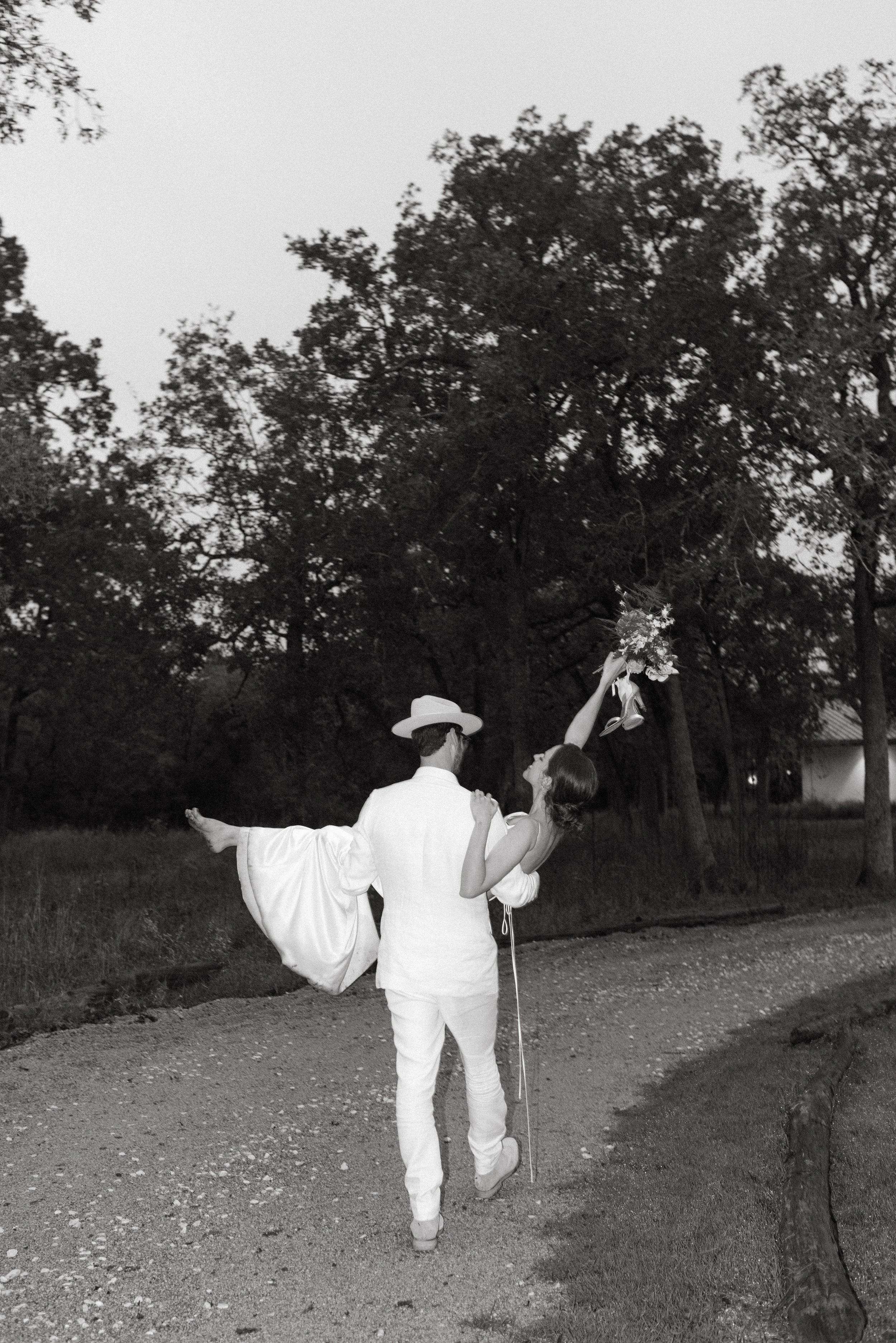 Grand-Lady-Austin-Wedding-Disco-Cowboy-Garden-Austin-Texas-Documentary-Candid-Film-Nontraditional-Modern-Laidback-High-End-Intimate-Luxury-Country-Editorial-95.jpg
