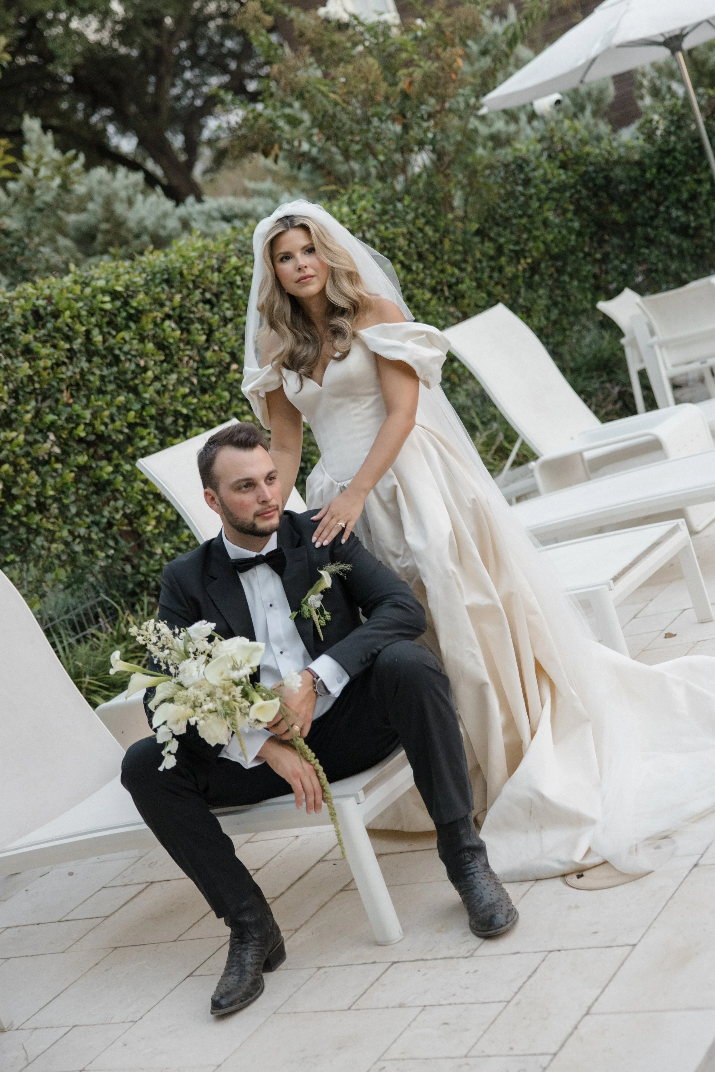 Good Seed Florals wedding reception details at Hotel Lulu, Round Top TX — editorial documentary photography by Lauren Nicole