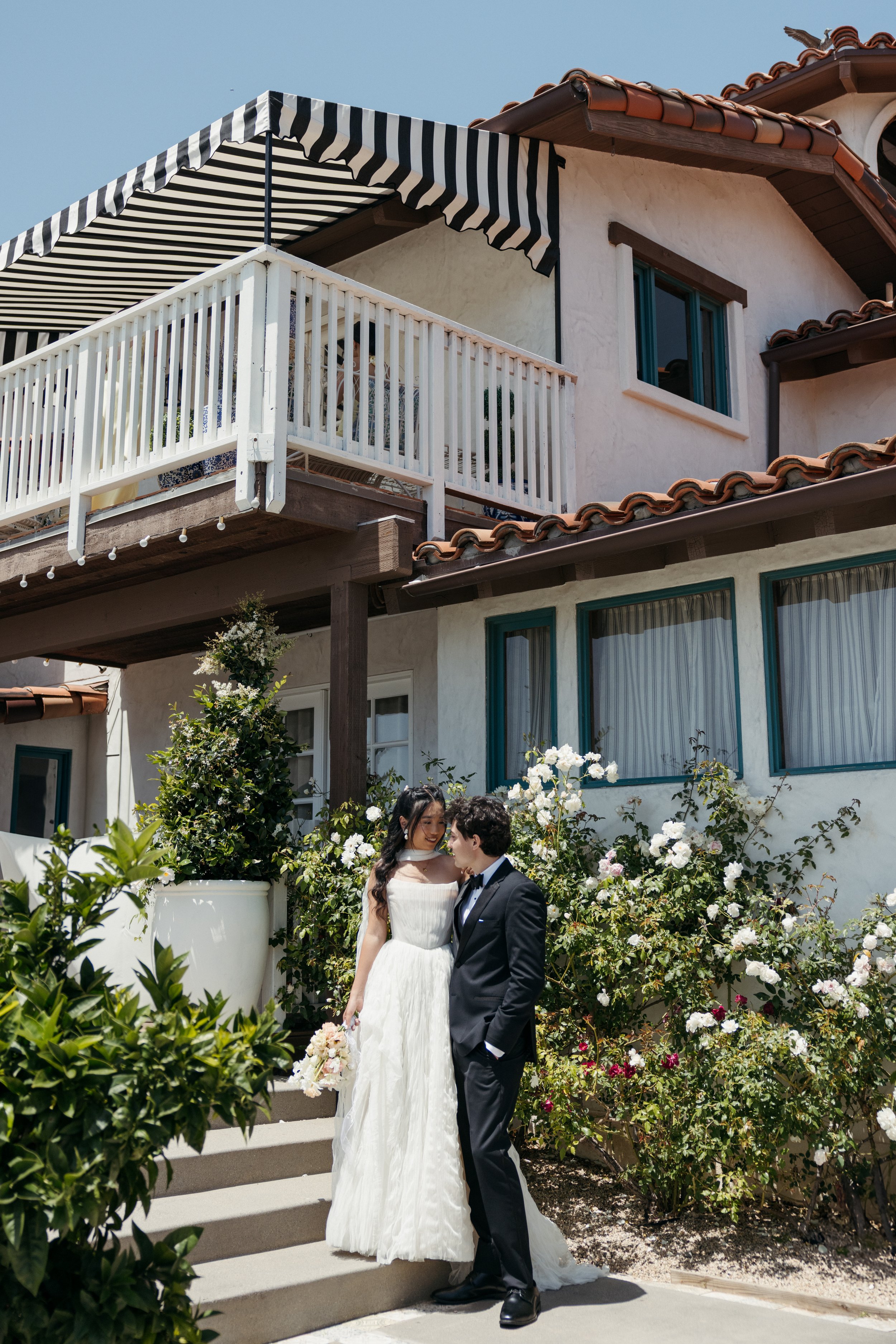 Jeune-perche-wedding-photographer-san-diego-fallbrook-california-documentary-luxury-editorial-elevated-fashion-whimsical-timeless-candid-film-analog-high-end-effortless-wedding-photos-067.jpg