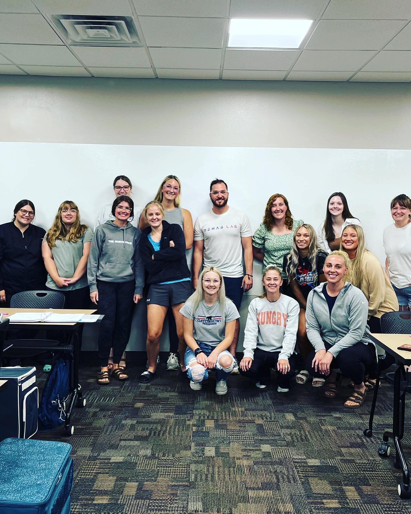 Dr. Sam was over @foxvalleytech today putting on a movement workshop for the Dental Hygienist program about the importance of posture ergonomics in their profession for career longevity! 

Teaching is an immense passion at Rehab Lab so if your busine