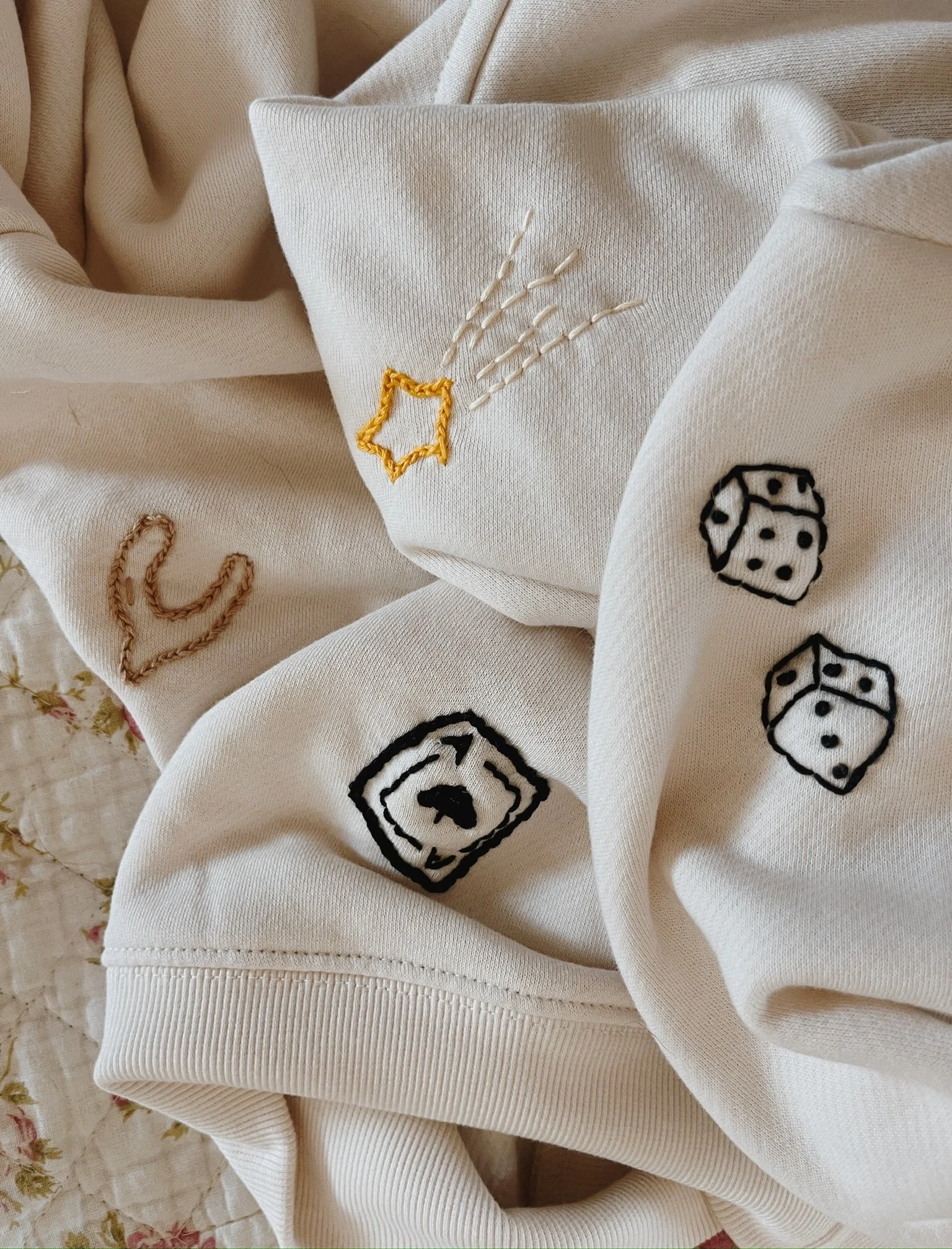 lucky me to be loved by you 🐇✨🏹❤️&spades;️

dm us to create custom sweatshirts with your favorite things embroidered all over like this &ldquo;lucky me&rdquo; hoodie

#handstitched #handembroidered #customembroidery #stirchedwithlove #luckymehoodie