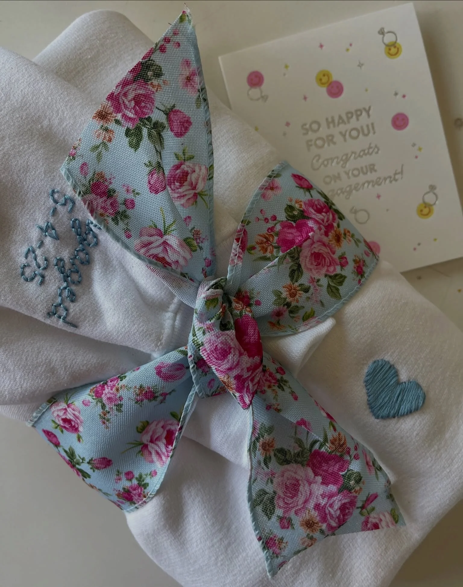 celebrating life&rsquo;s biggest moments with you 💙

#handstiched #handembroidered #stitchbygkw #handembroidered #engagementgift