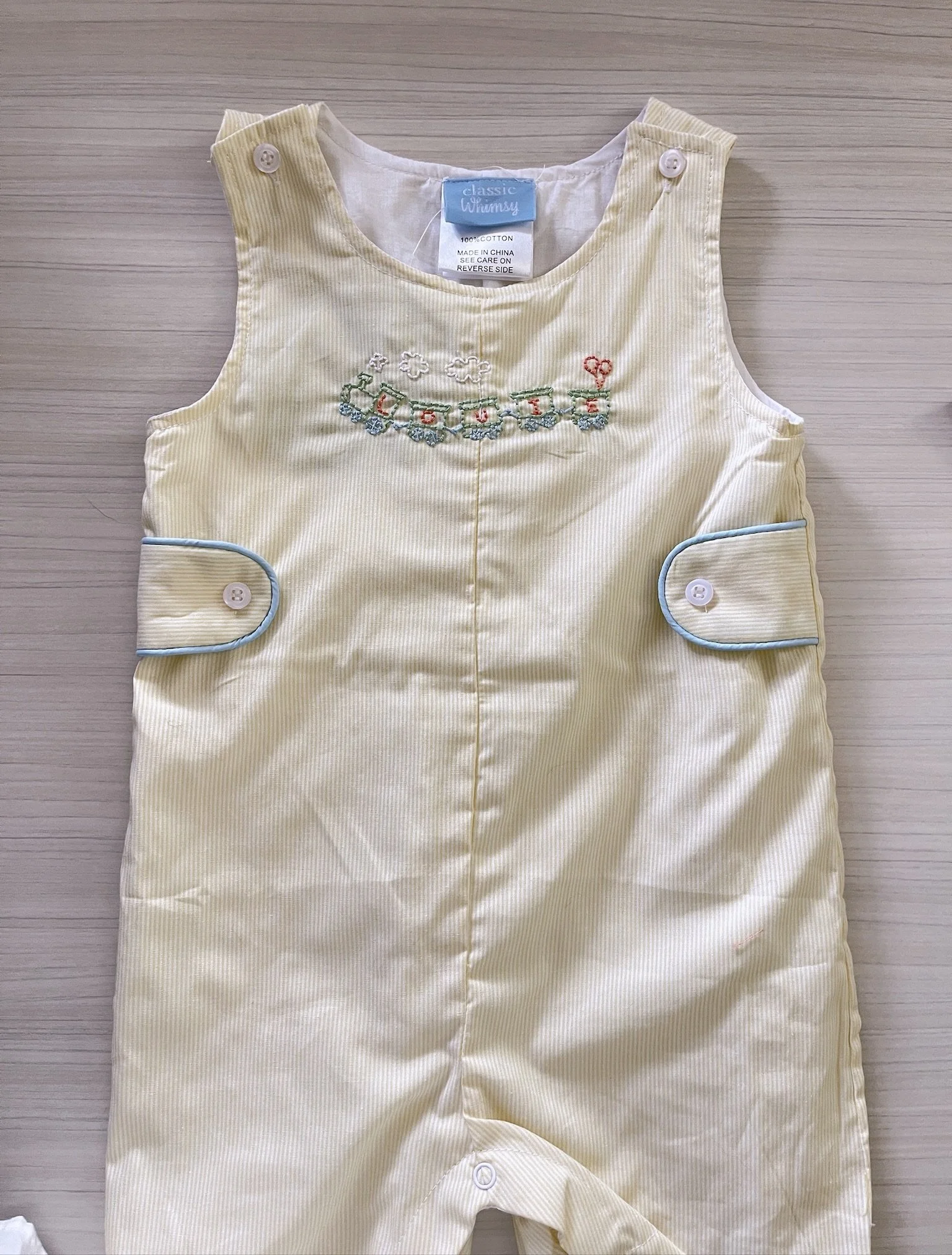 choo choooo 🚂 the sweetest upcycled vintage jumper for a train-loving toddler 

#handstitched #babygift #handembroidered #stitchedwithlove #customstitching